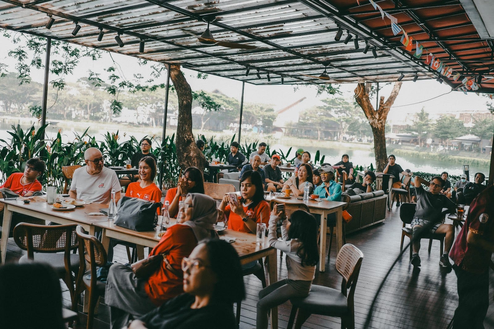 PELETON Bike & Cafe
