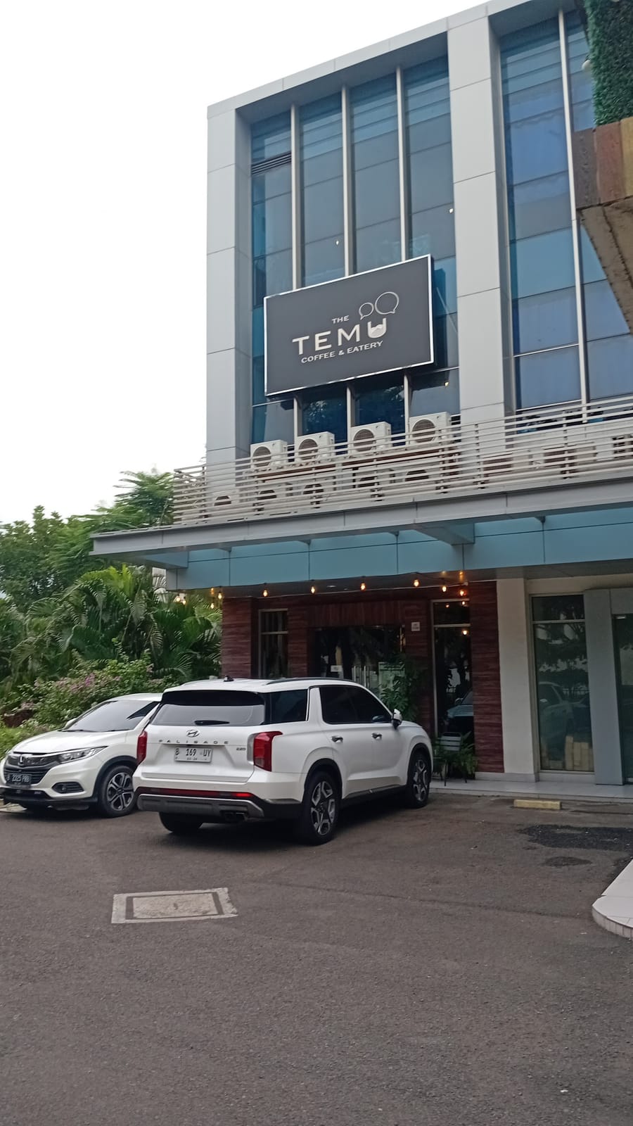 The Temu Coffee & Eatery