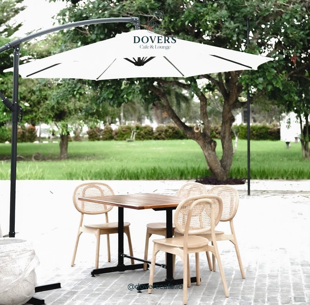 Dovers cafe & lounge