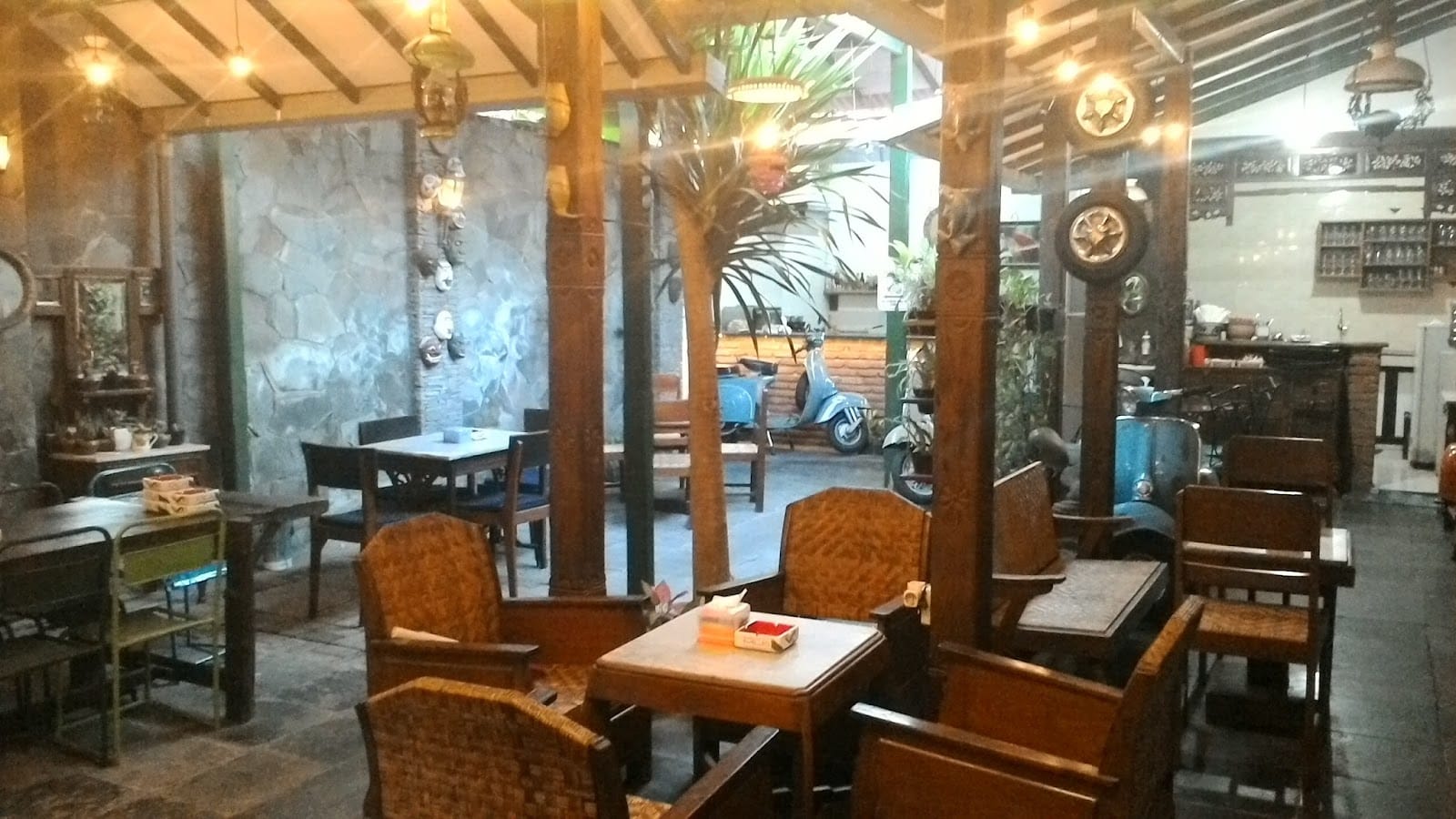 Grandfather Coffeeshop