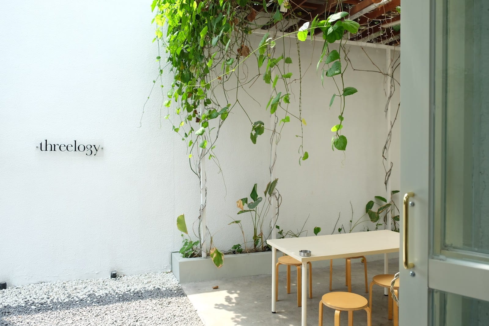 Threelogy Coffee