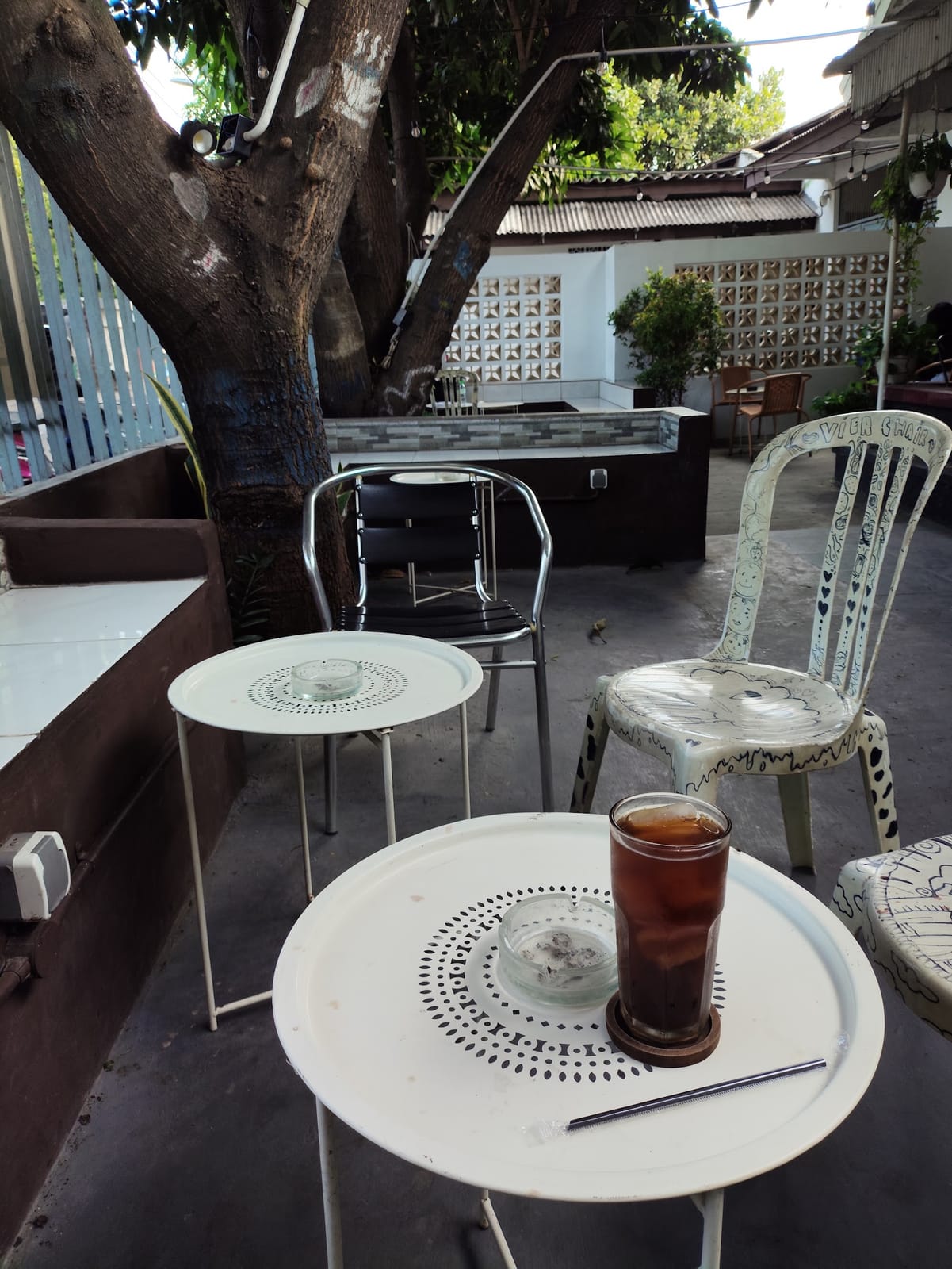 Vier Cafe