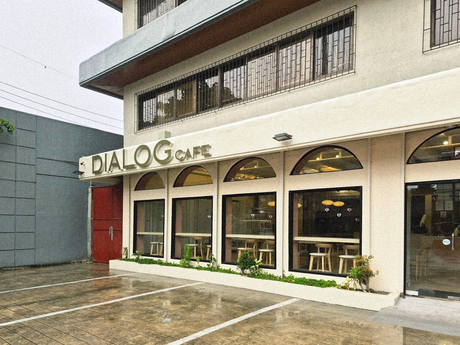 Dialog Cafe