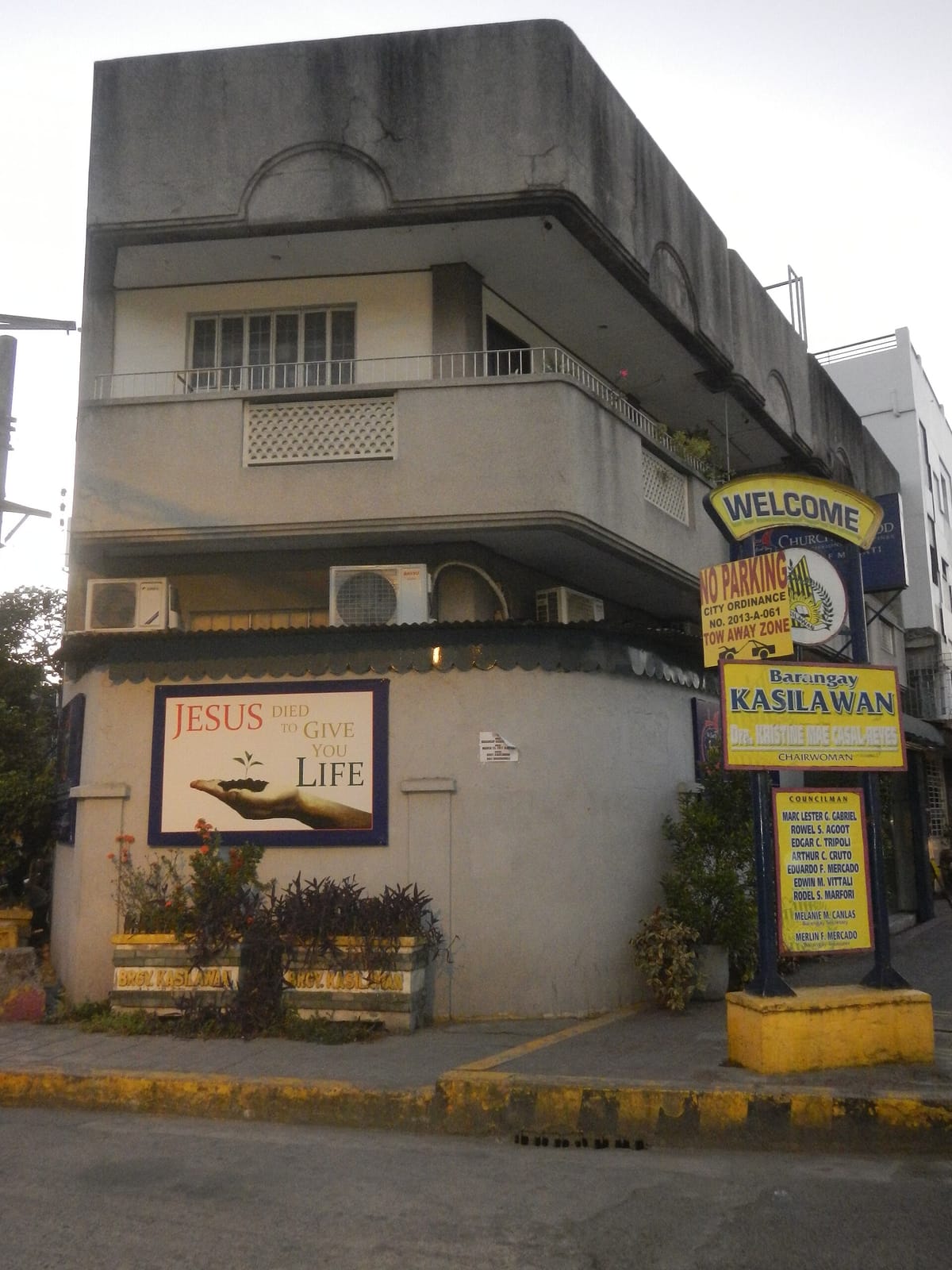 Calle Grounds Cafe photo 3