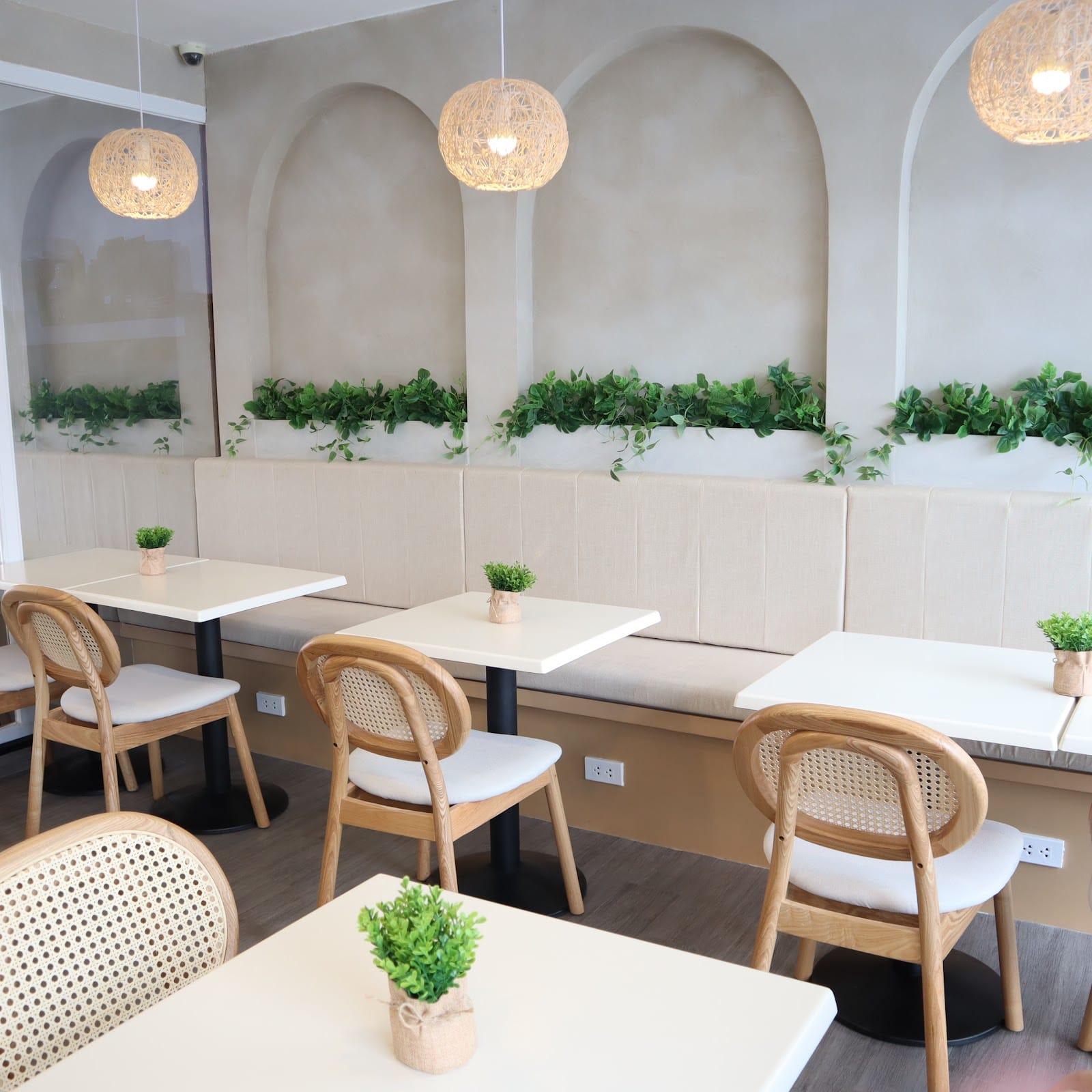 Bluemoon Cafe
