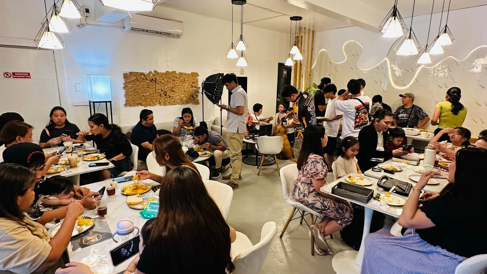 CoffeeMeet_ph - TAGUIG COFFEE SHOP