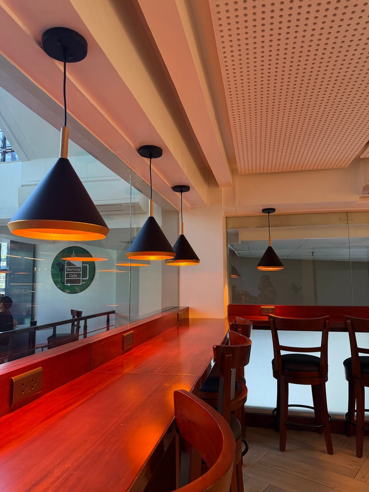 WattsUp Cafe