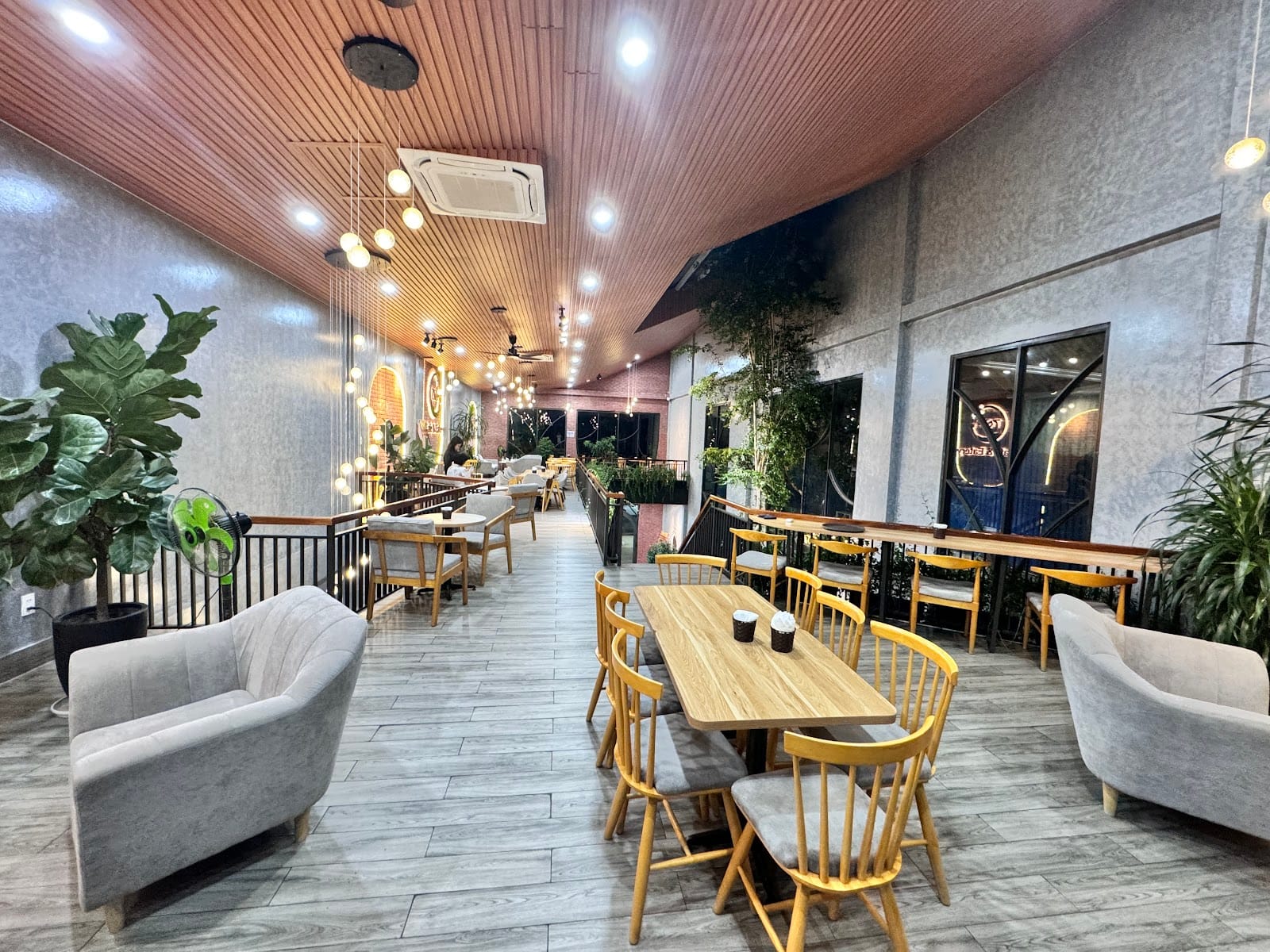 T.O.P Cafe & Eatery