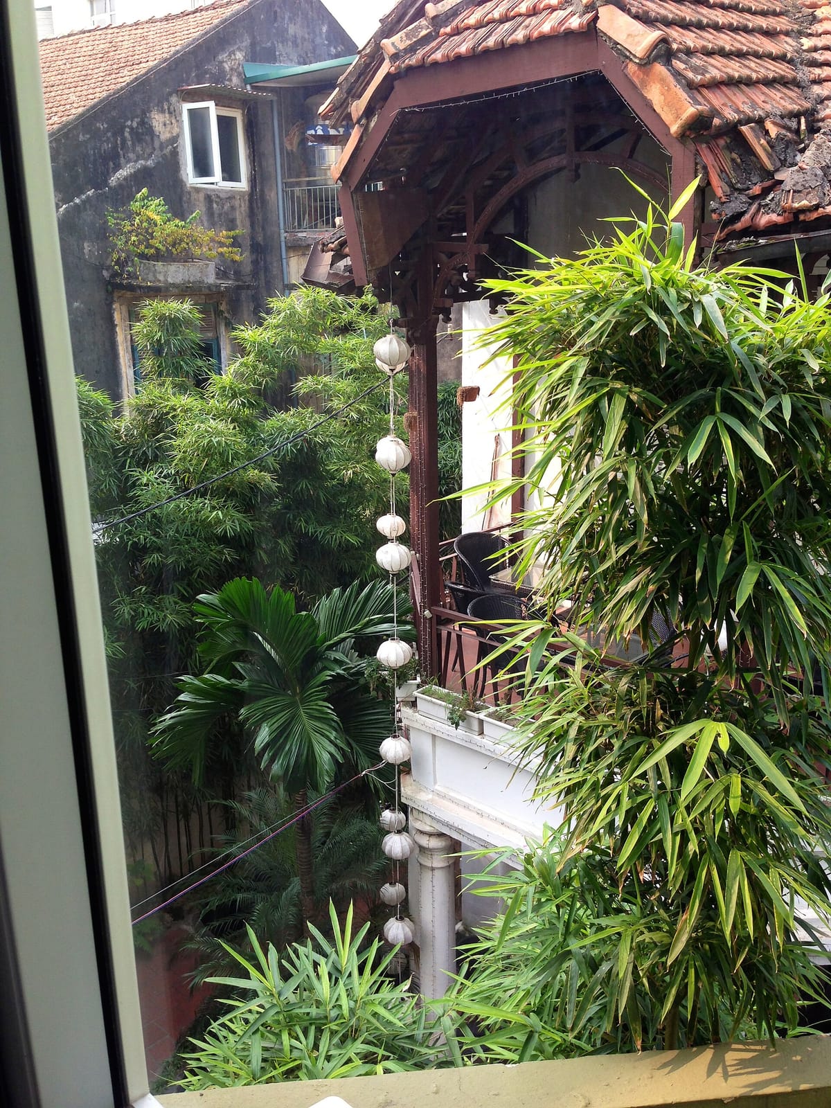 Tranquil Books & Coffee - 5 Nguyễn Quang Bích photo 2