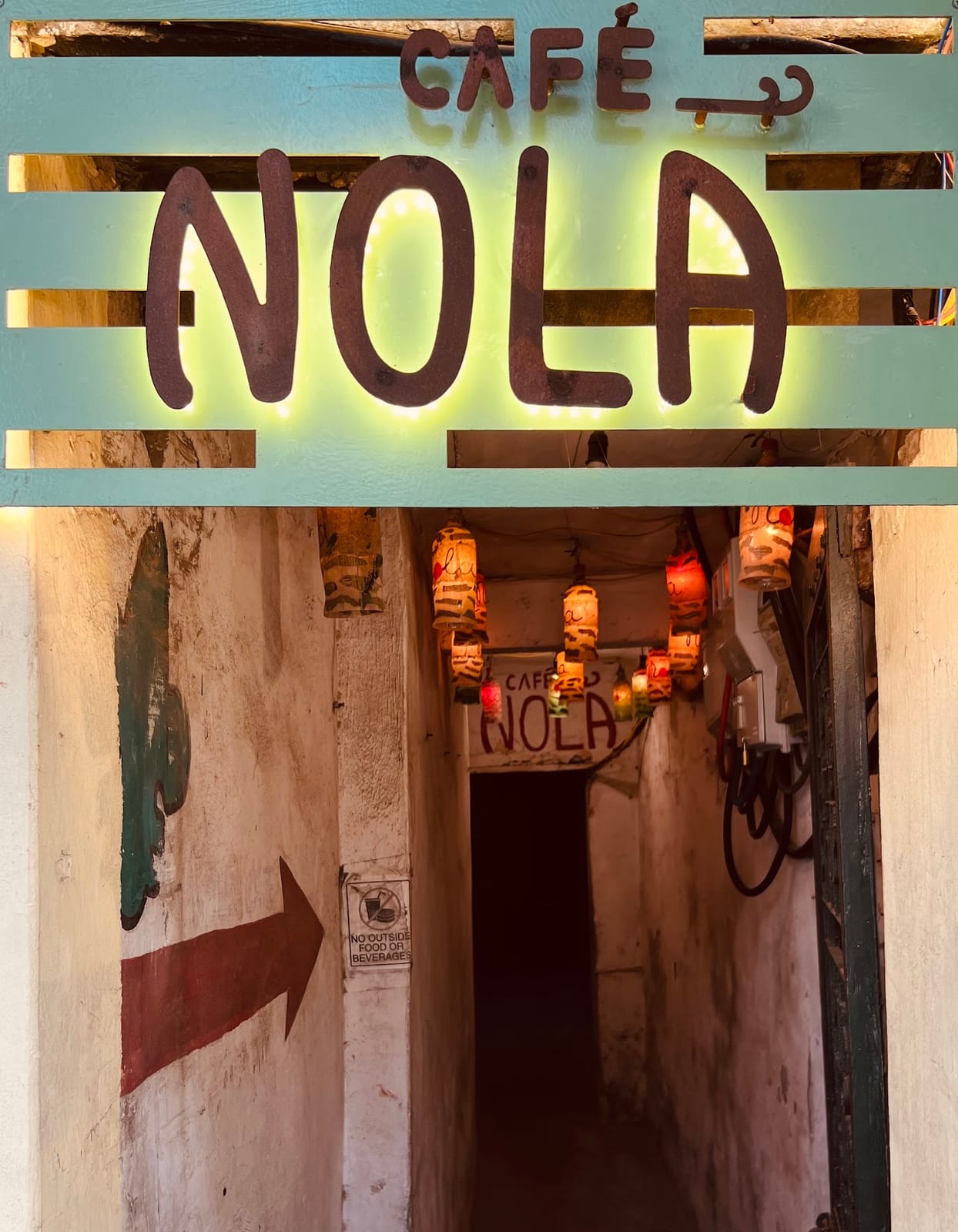 Nola Cafe & Bar