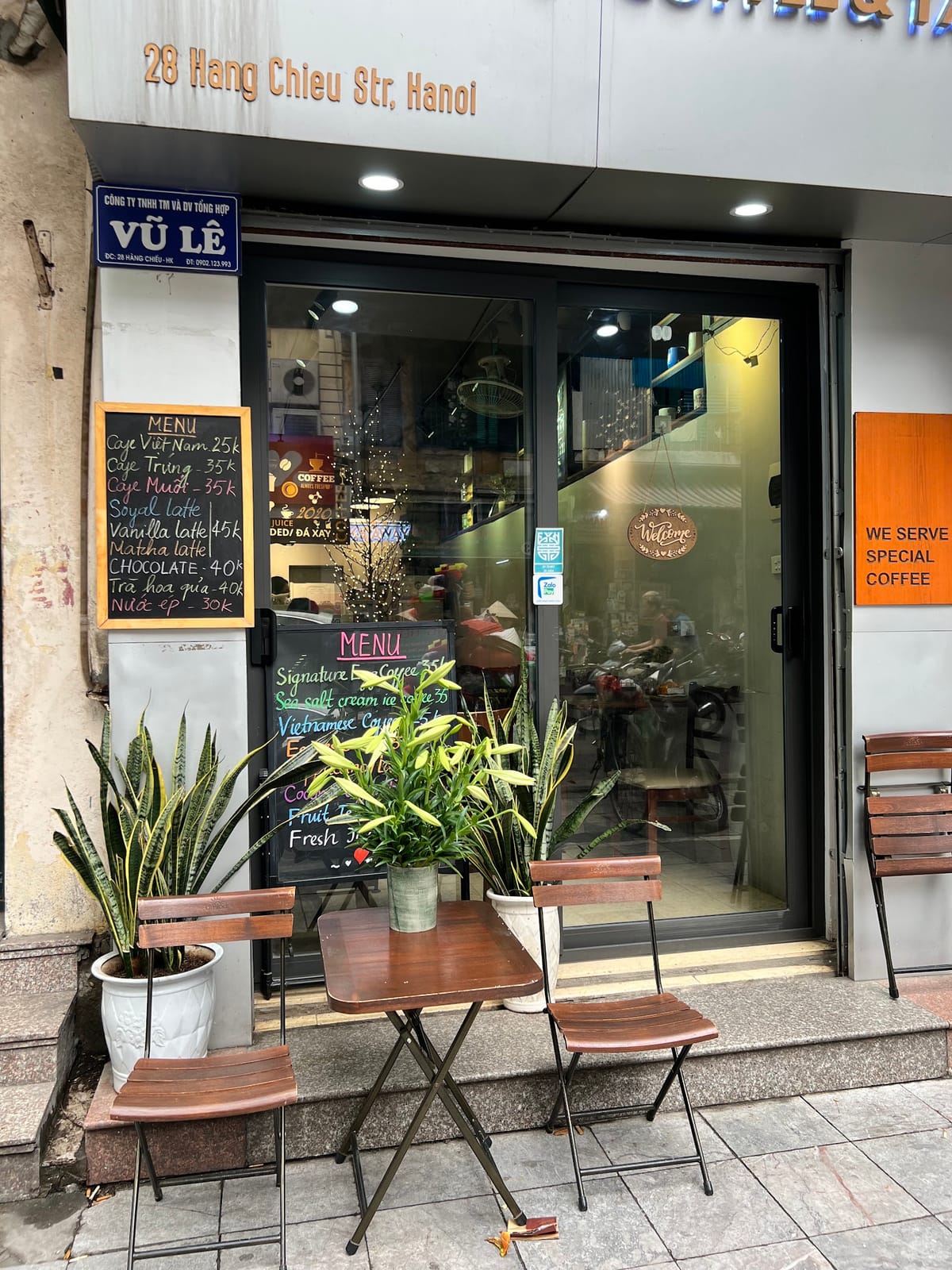 S-Coffee & Boutique