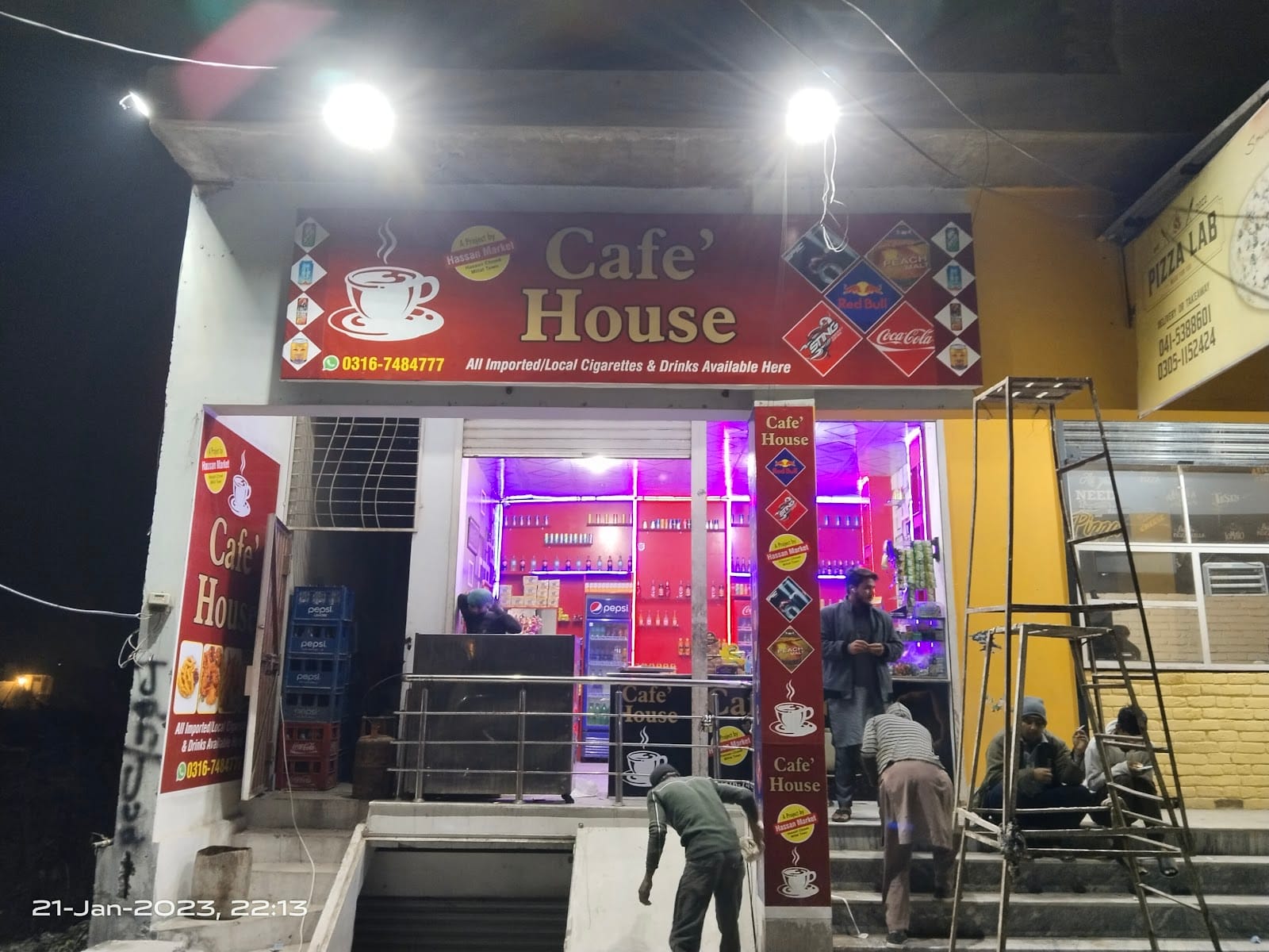 Cafe by Junaid