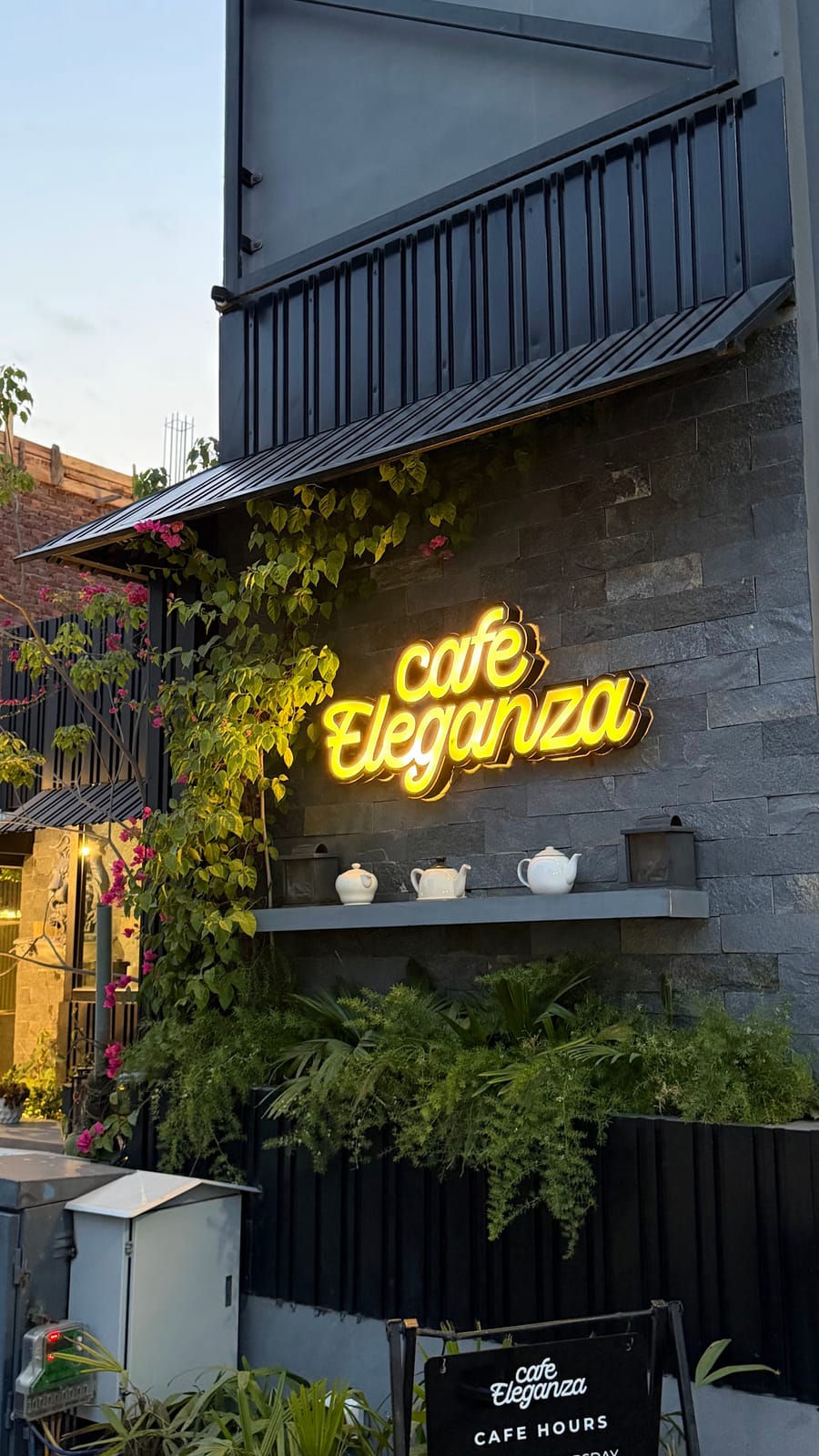 Cafe Eleganza