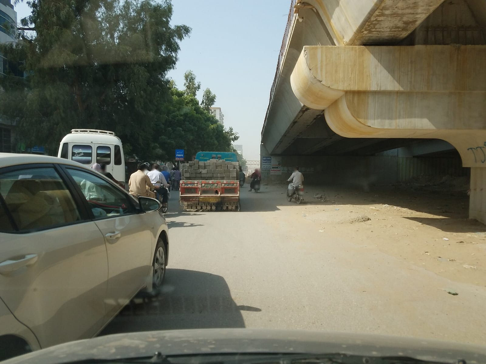 Sky Bar Karachi photo 2