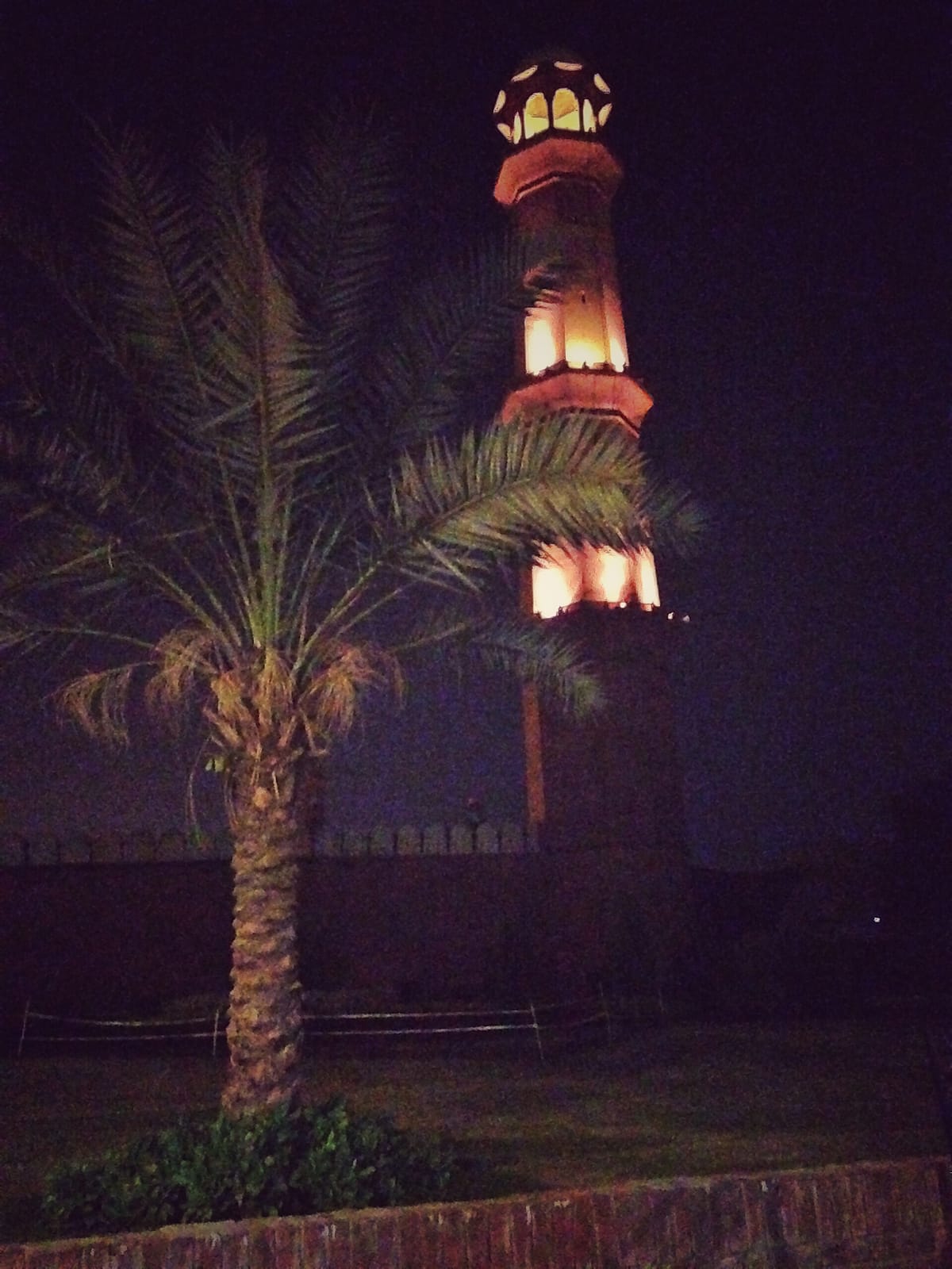 HOUSE Coffee & Desserts (Badshahi Mosque View) photo 5