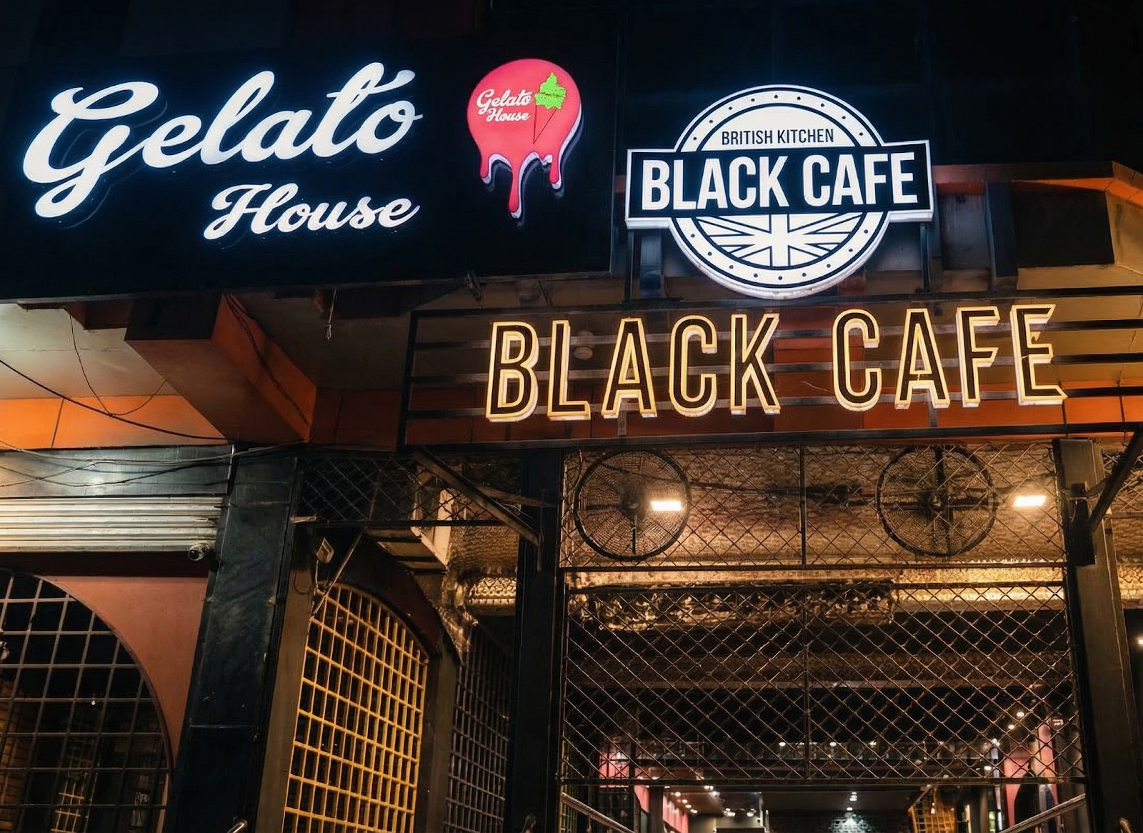 Gelato house black cafe