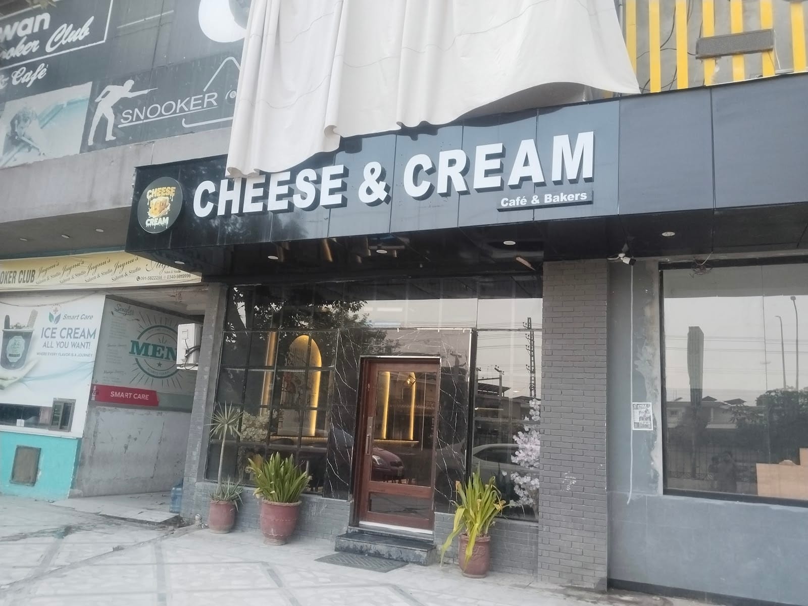 Cheese And Cream Cafe