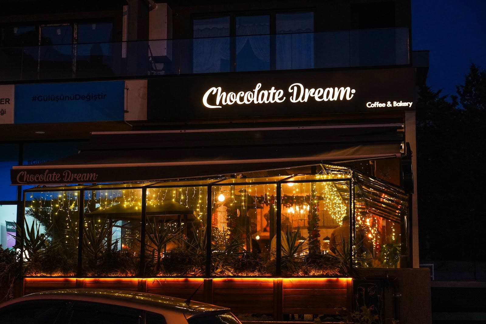 Chocolate Dream Coffee & Bakery