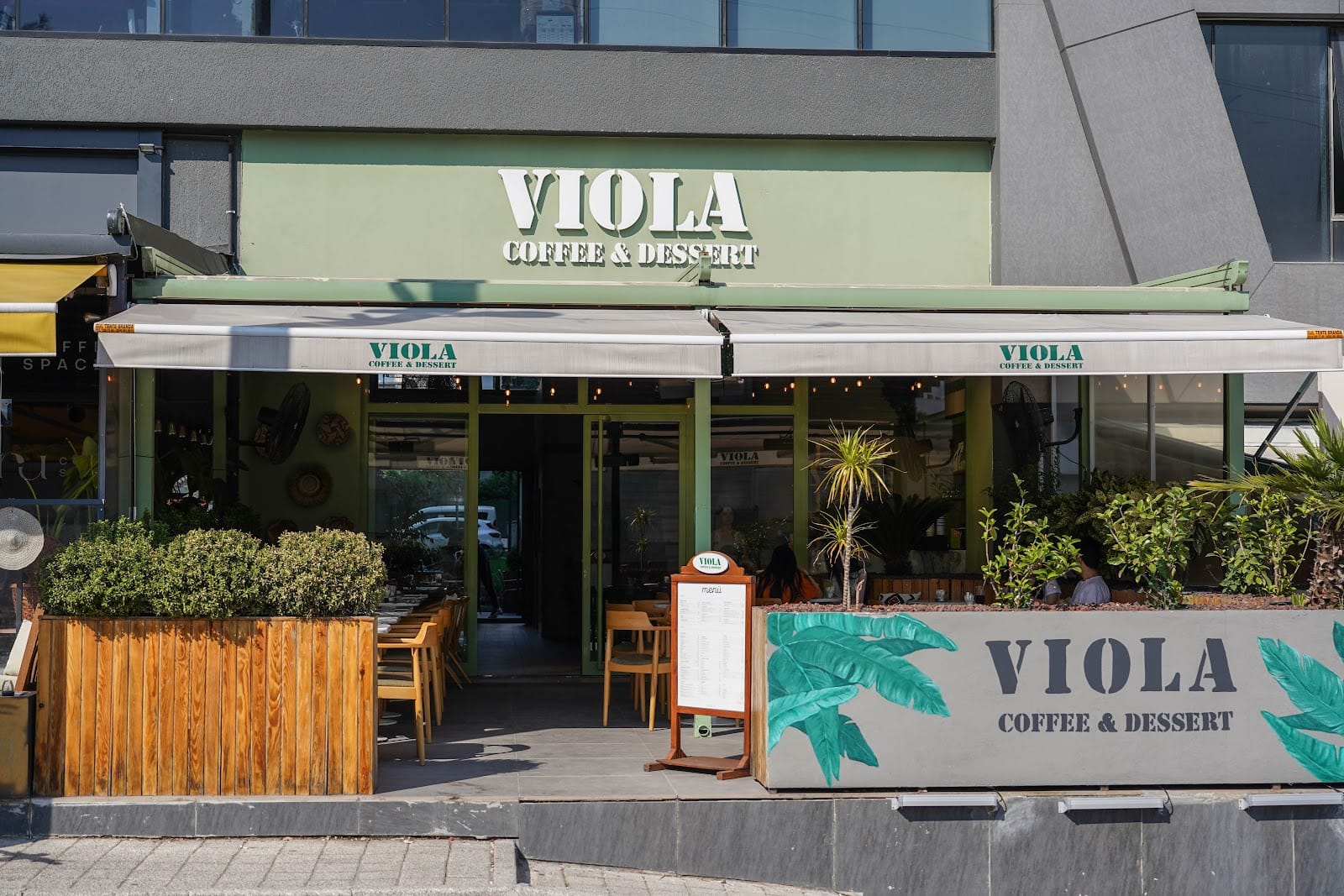 Viola Coffee & Dessert
