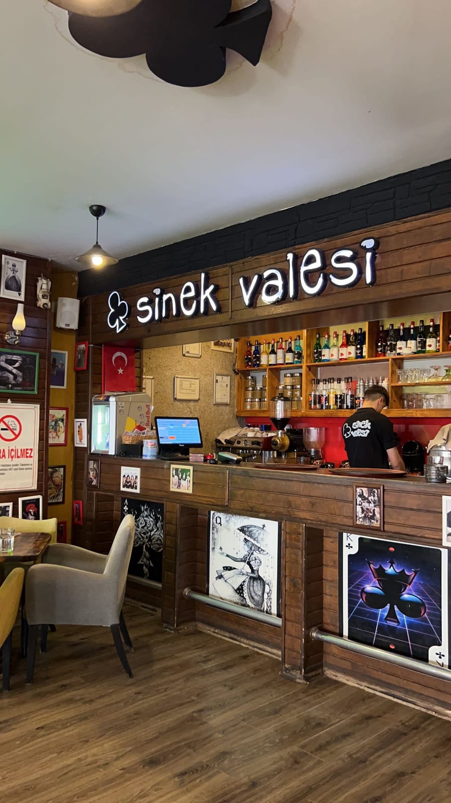 Sinek valesi cafe