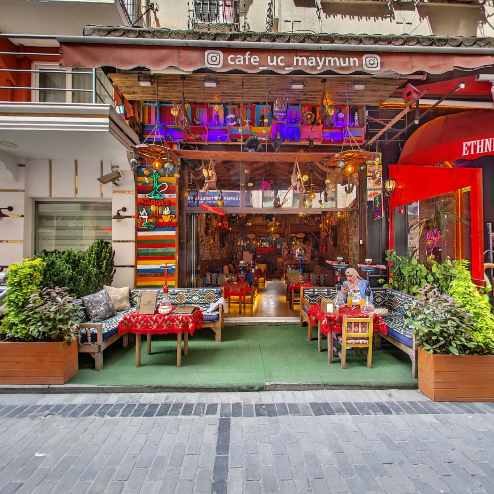Üç Maymun Nargile Cafe photo 2