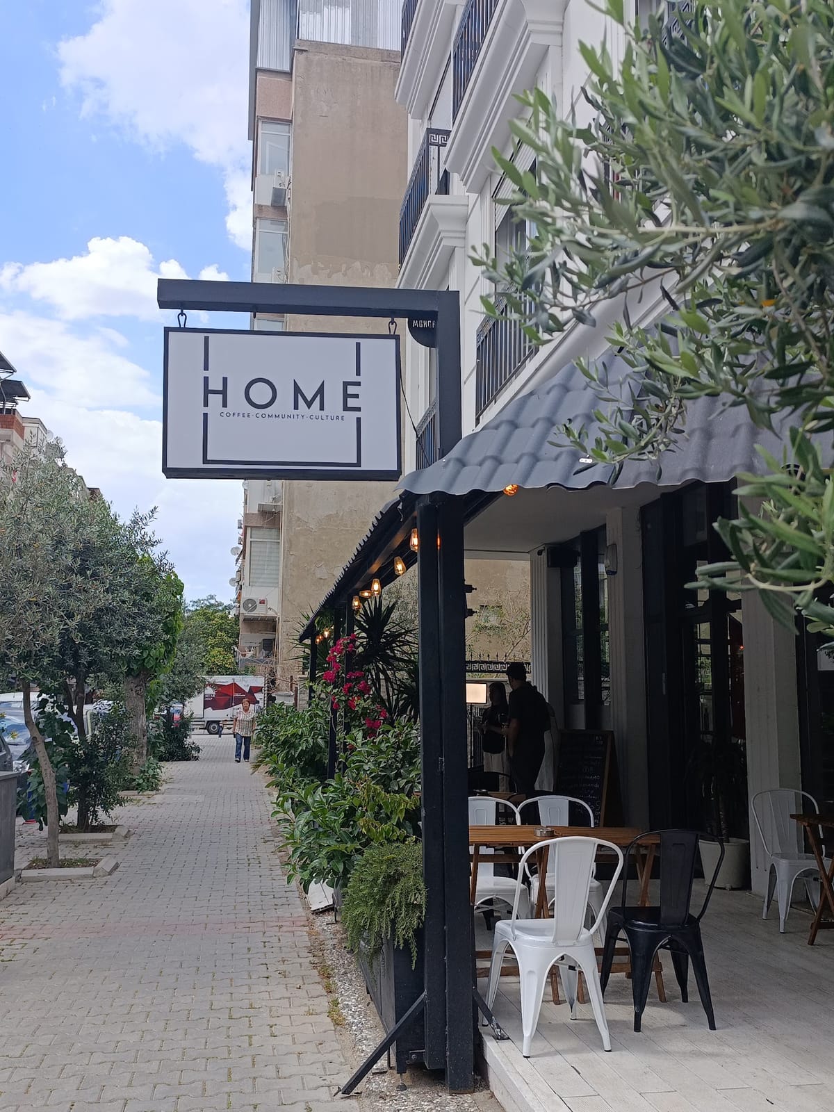 Home Cafe and Hub