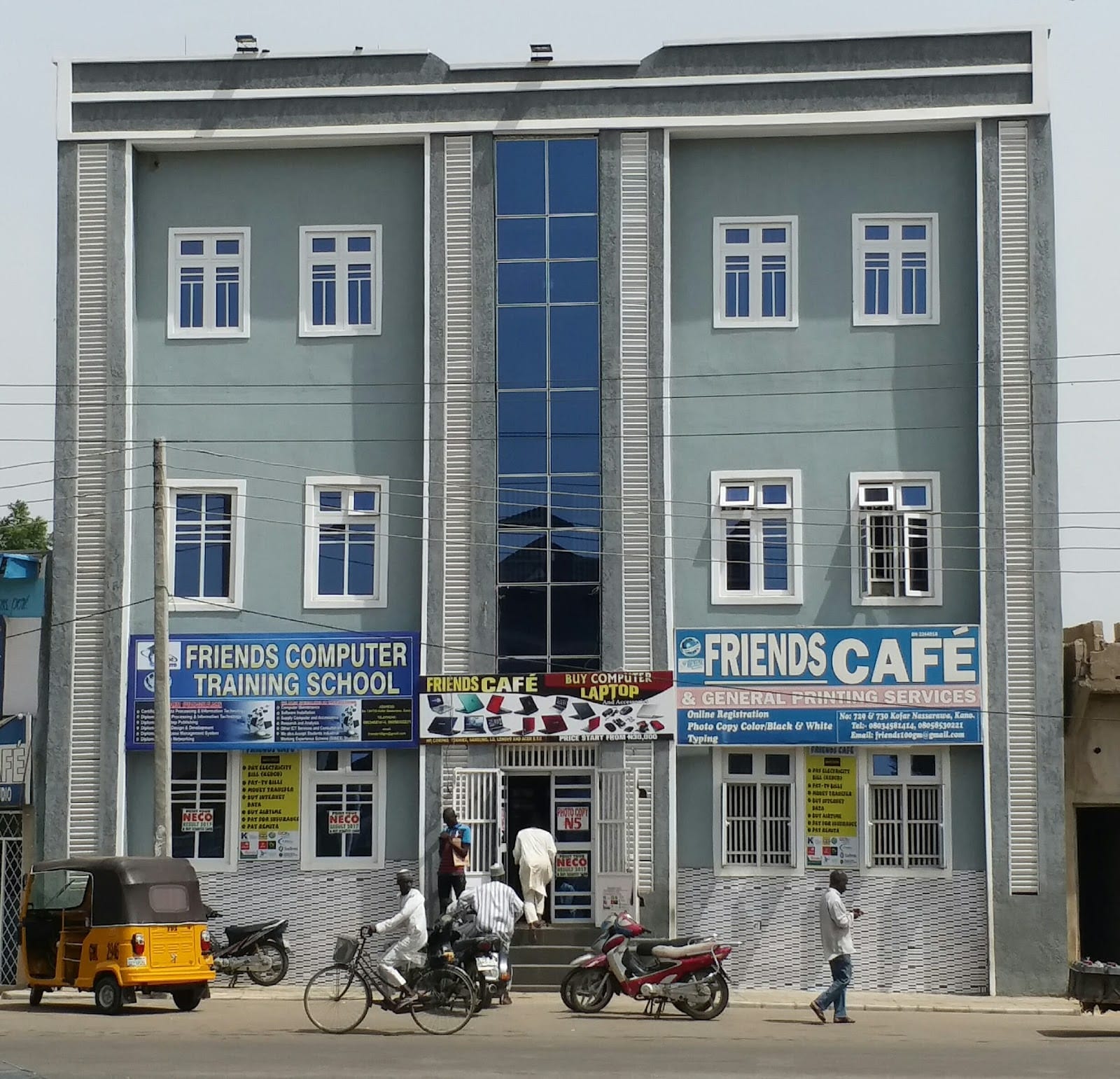 Friends Cafe