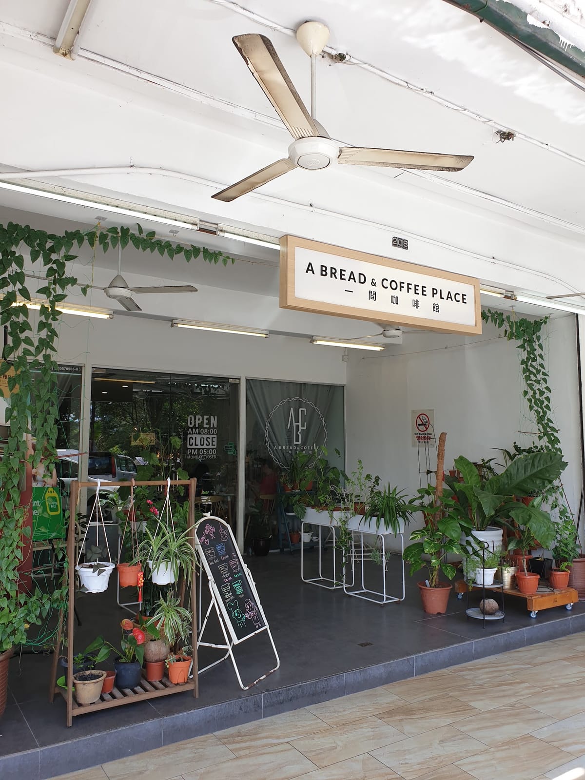 A Bread & Coffee Place