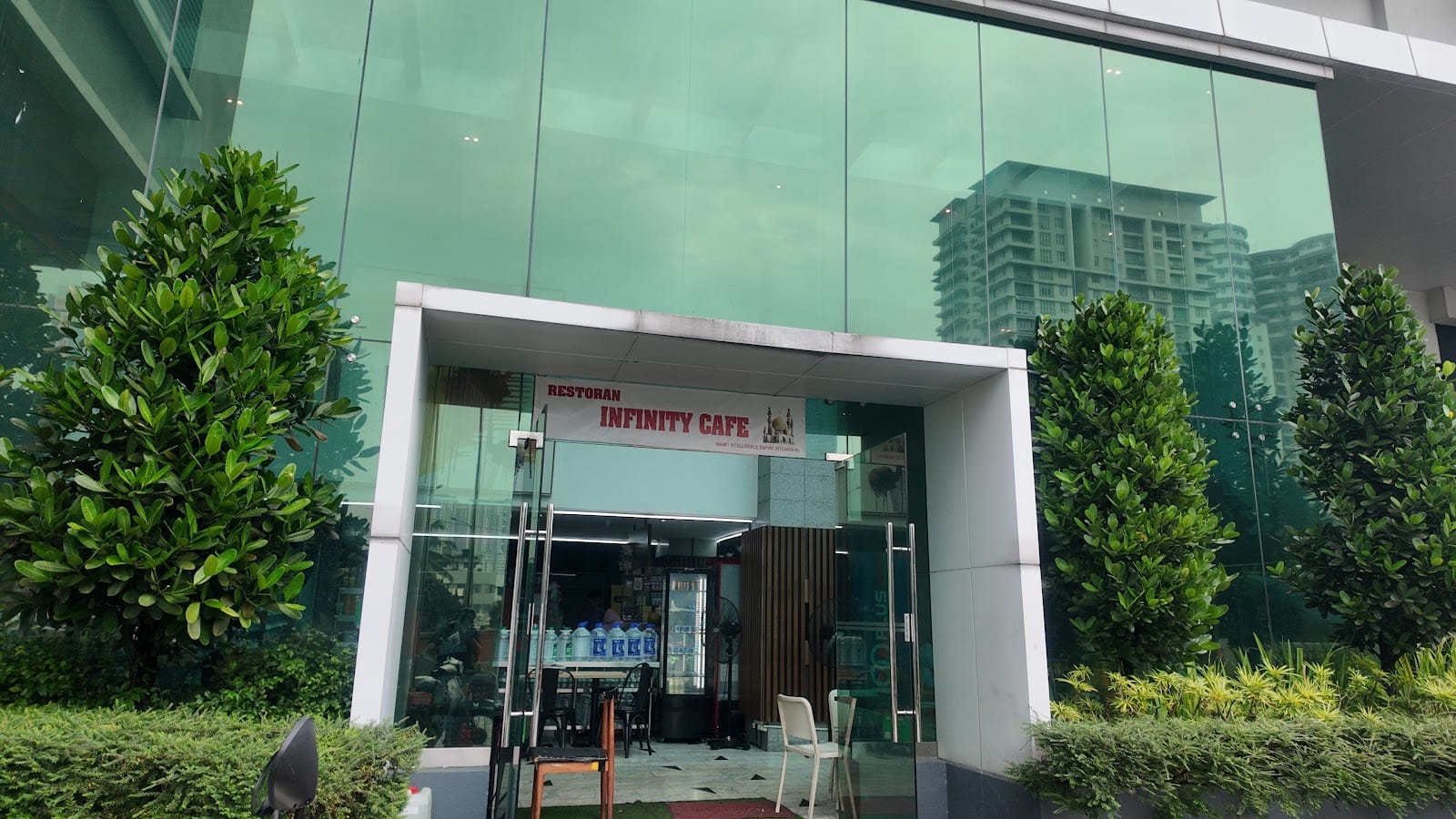 Infinity Cafe