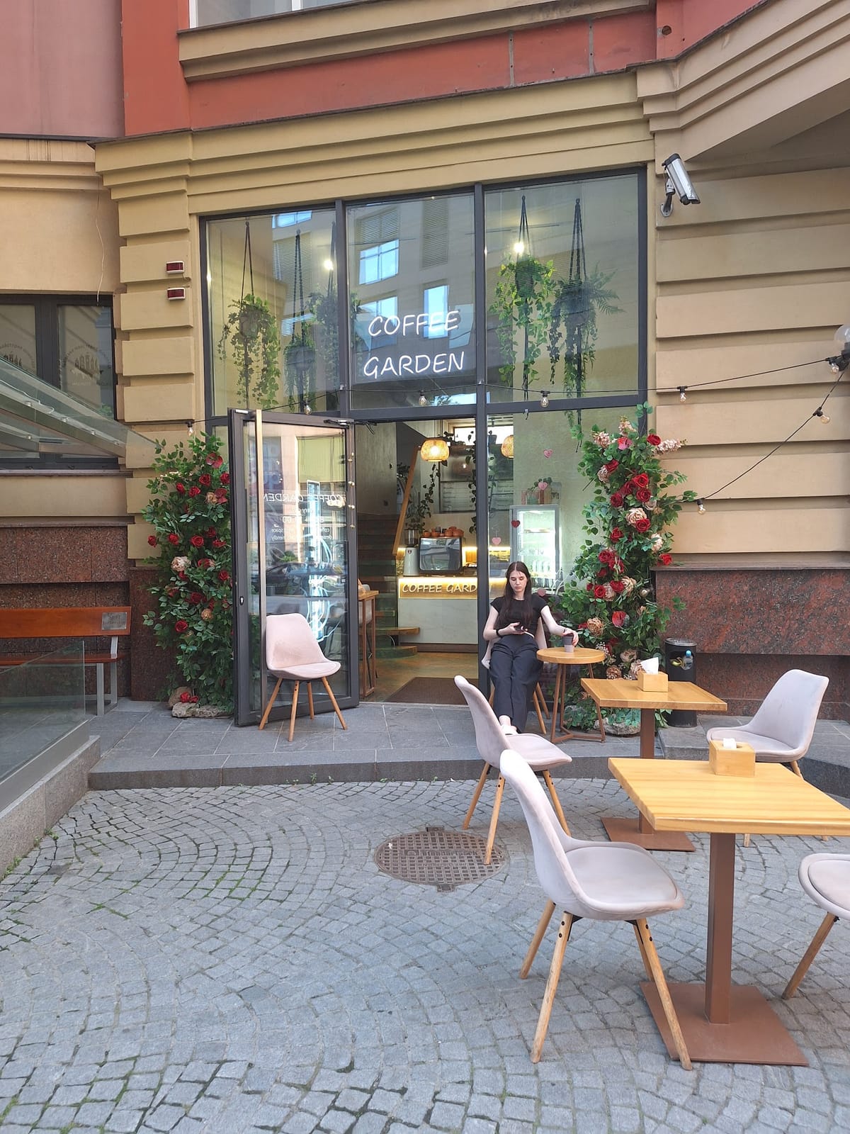 COFFEE GARDEN