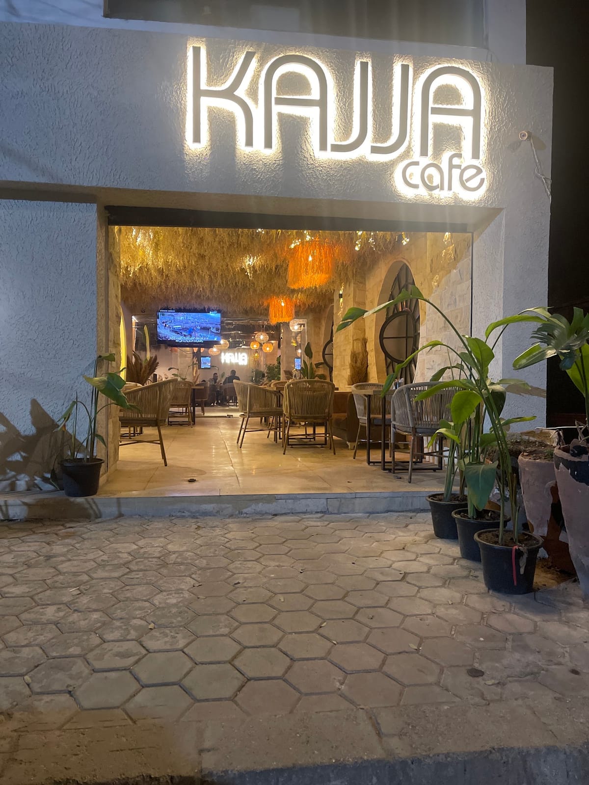 kajja Restraunt and cafe