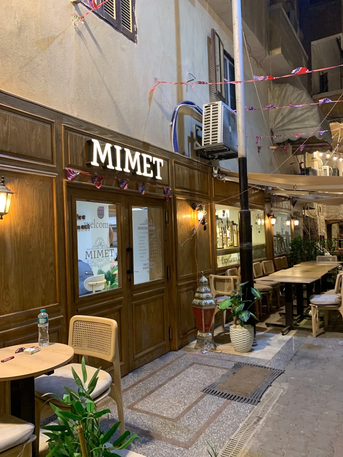 MIMET Coffee Shop