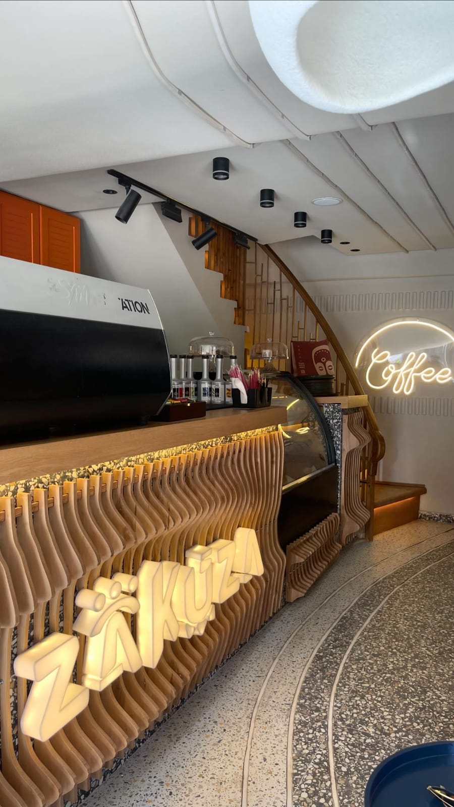 Zakuza Cafe