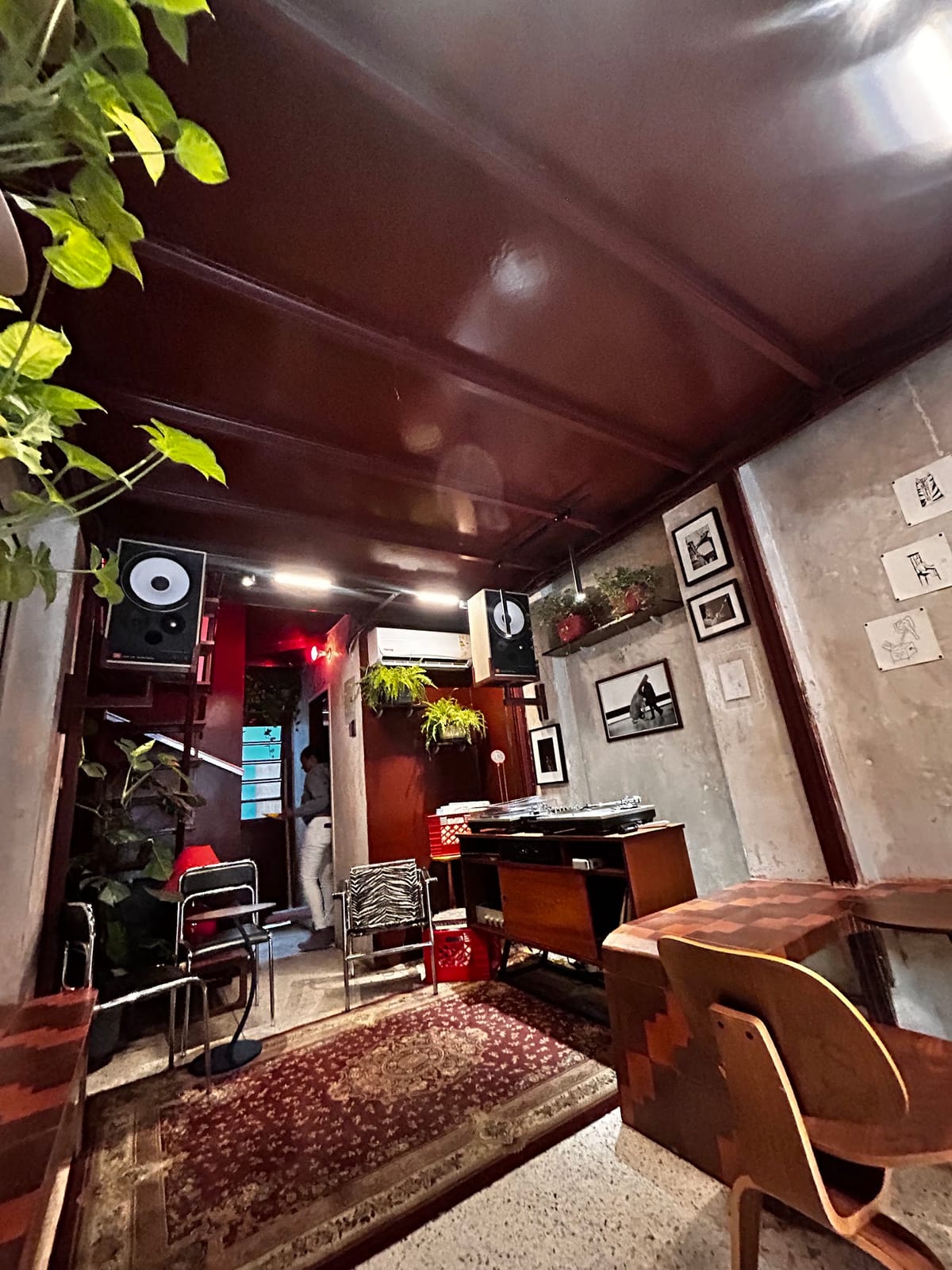 Mingus Cafe Bar - Sala de Escucha
