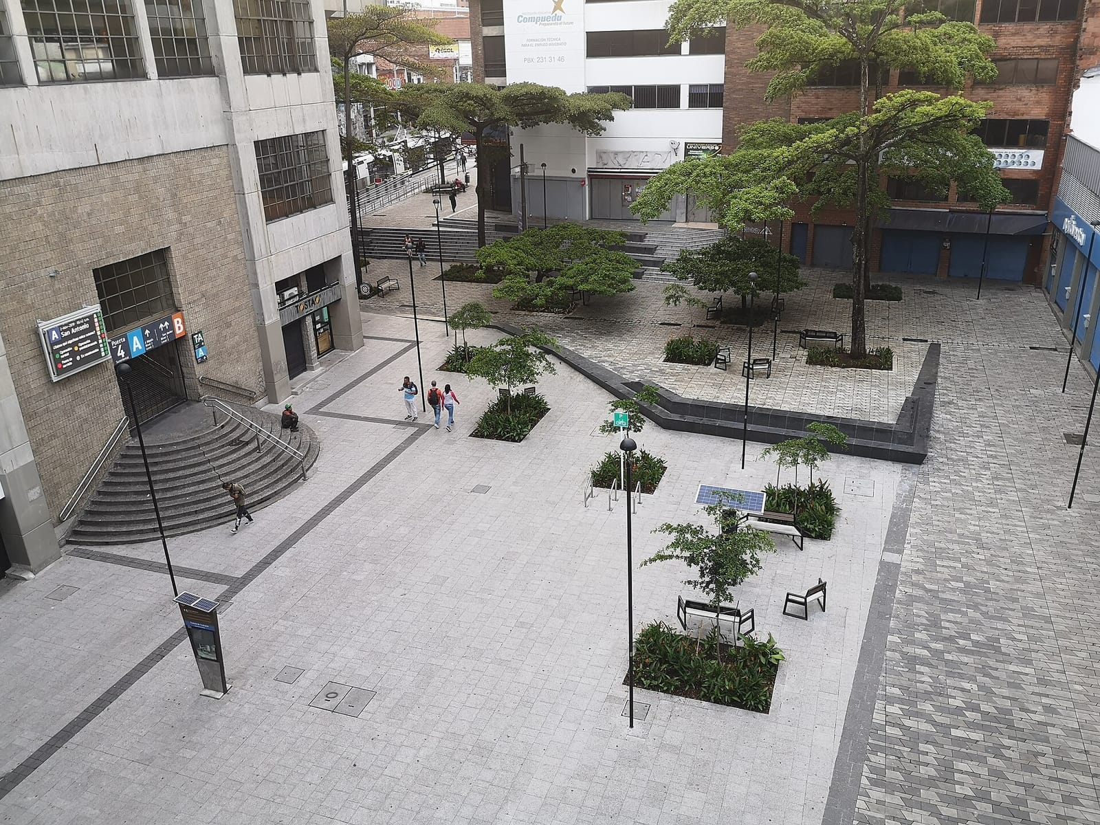 Medellin: Coffee Tour in Barrio La Sierra photo 4