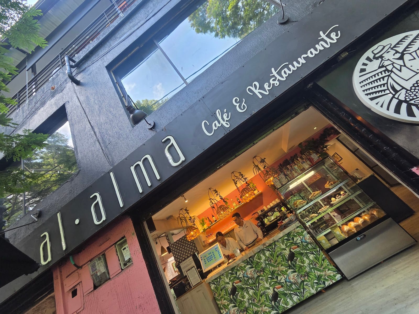 Al Alma Provenza -Coffee Shop Medellin