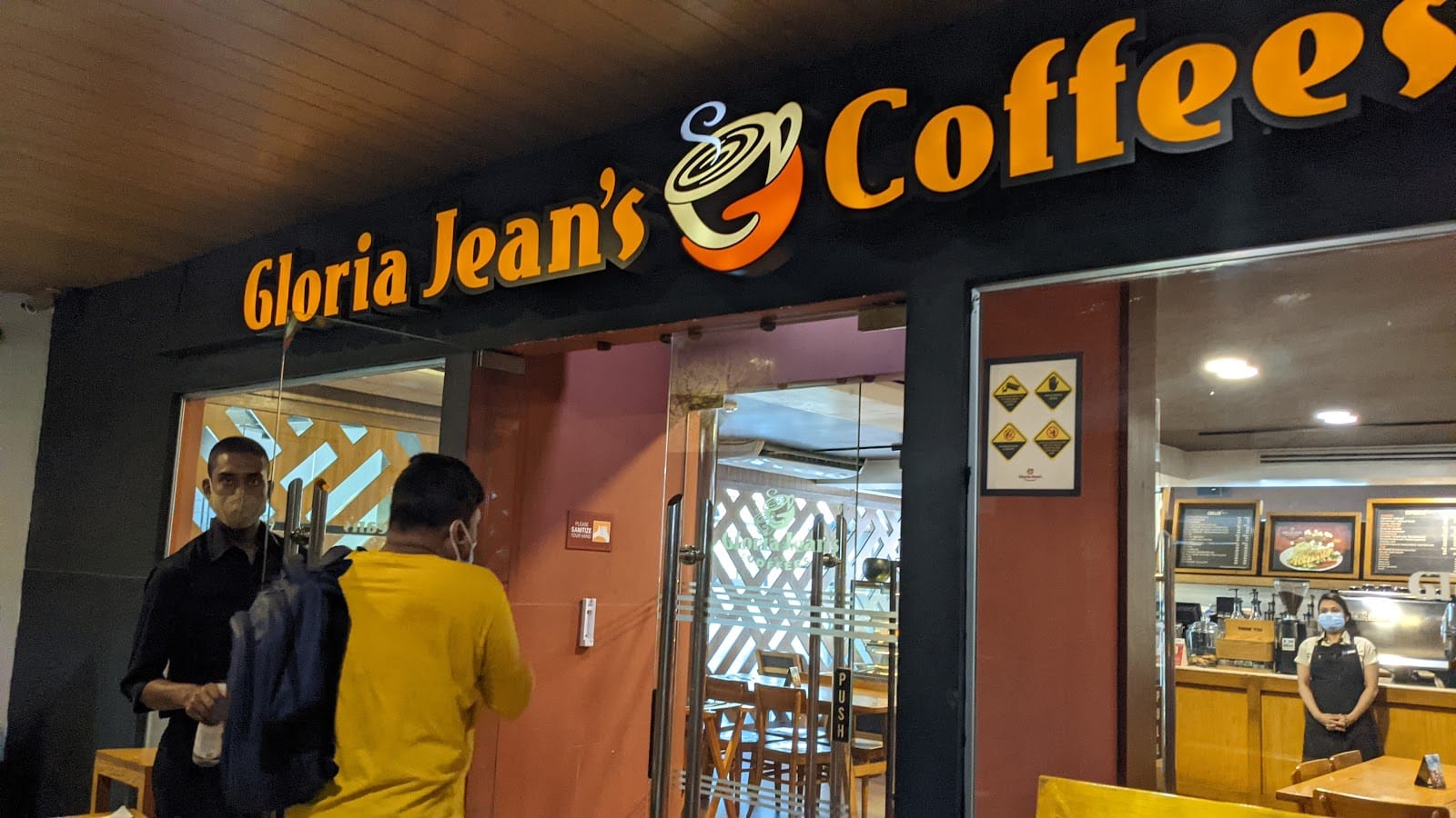 Gloria Jean's Coffees, Dhanmondi