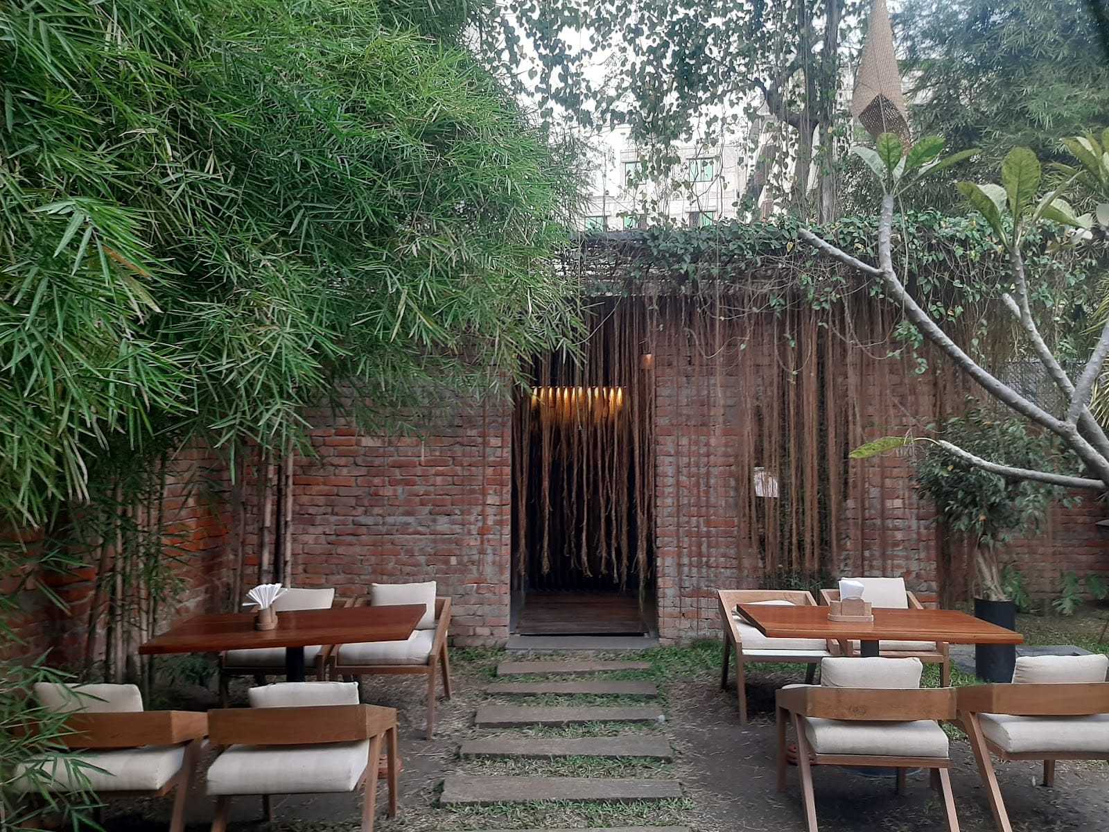 Hijol Cafe