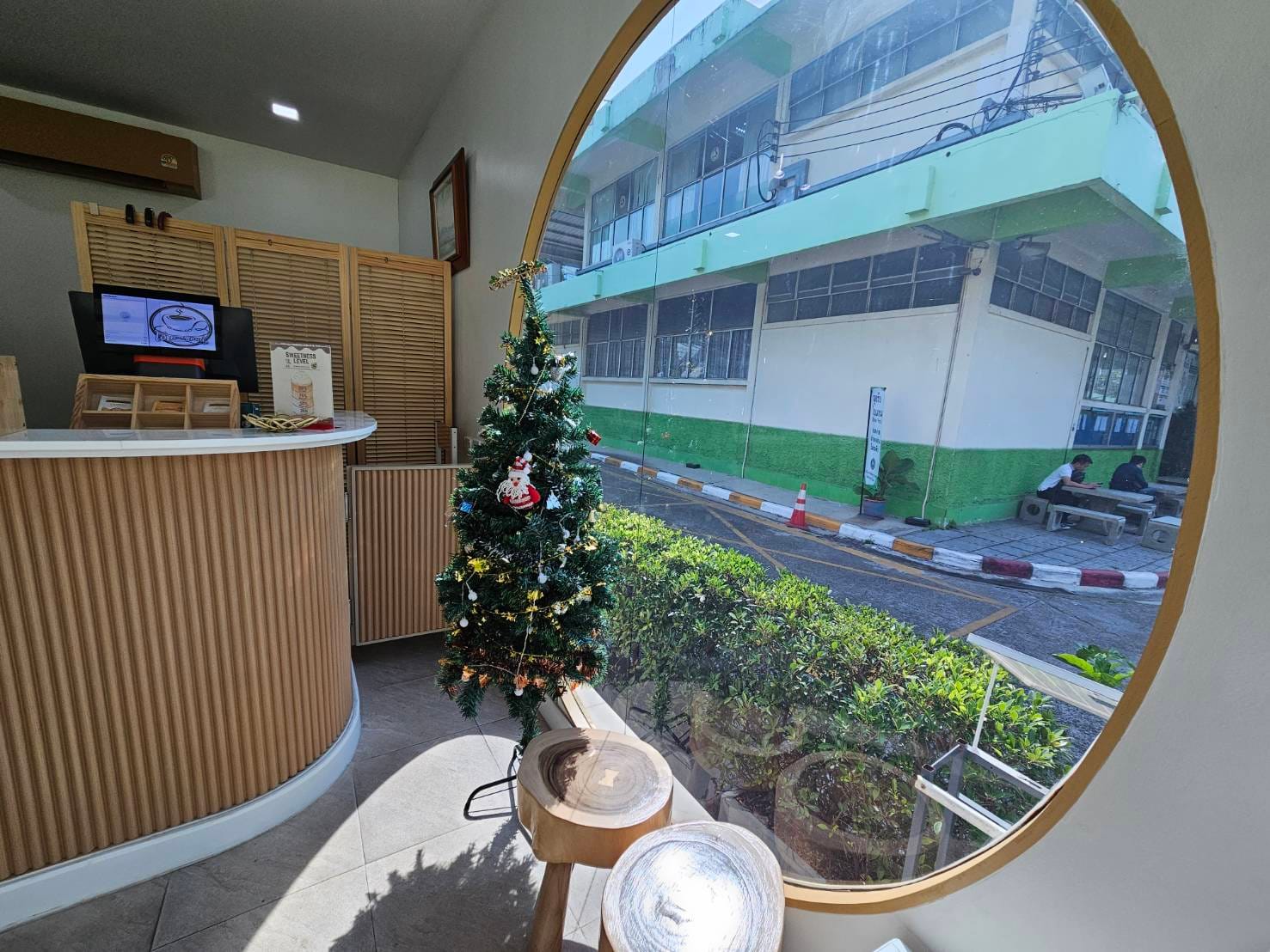 Home&Land Cafe