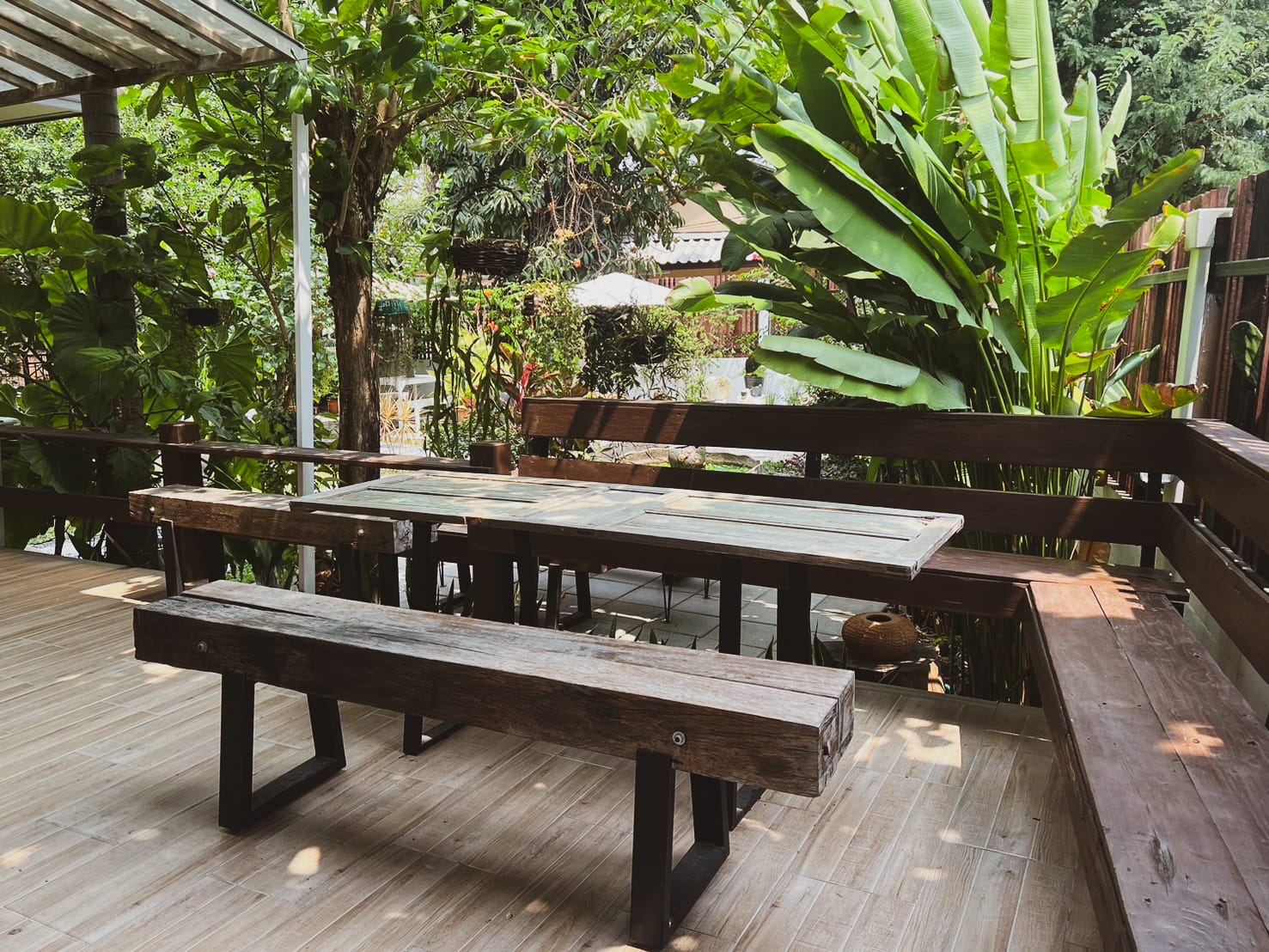 Baan Pho Halal Café & Restaurant