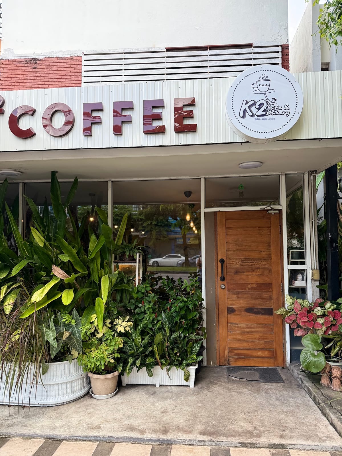K2 cafe & Bakery