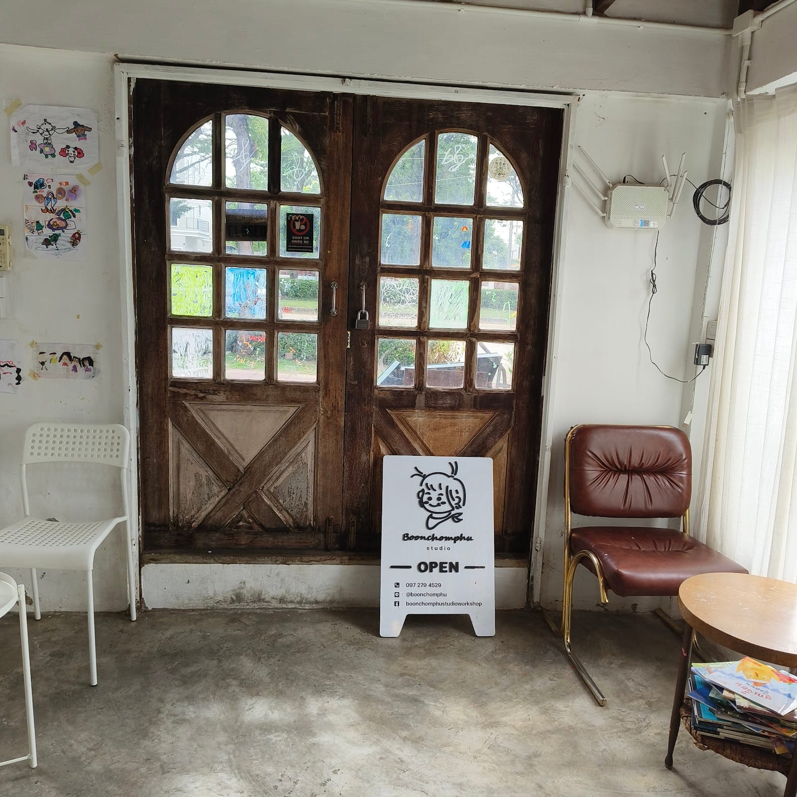 Boonchomphu Cafe & Studio