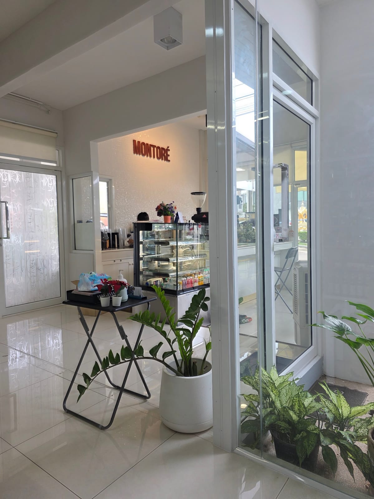 Montore Coffee (มอนโตเร่ คอฟฟี่)
