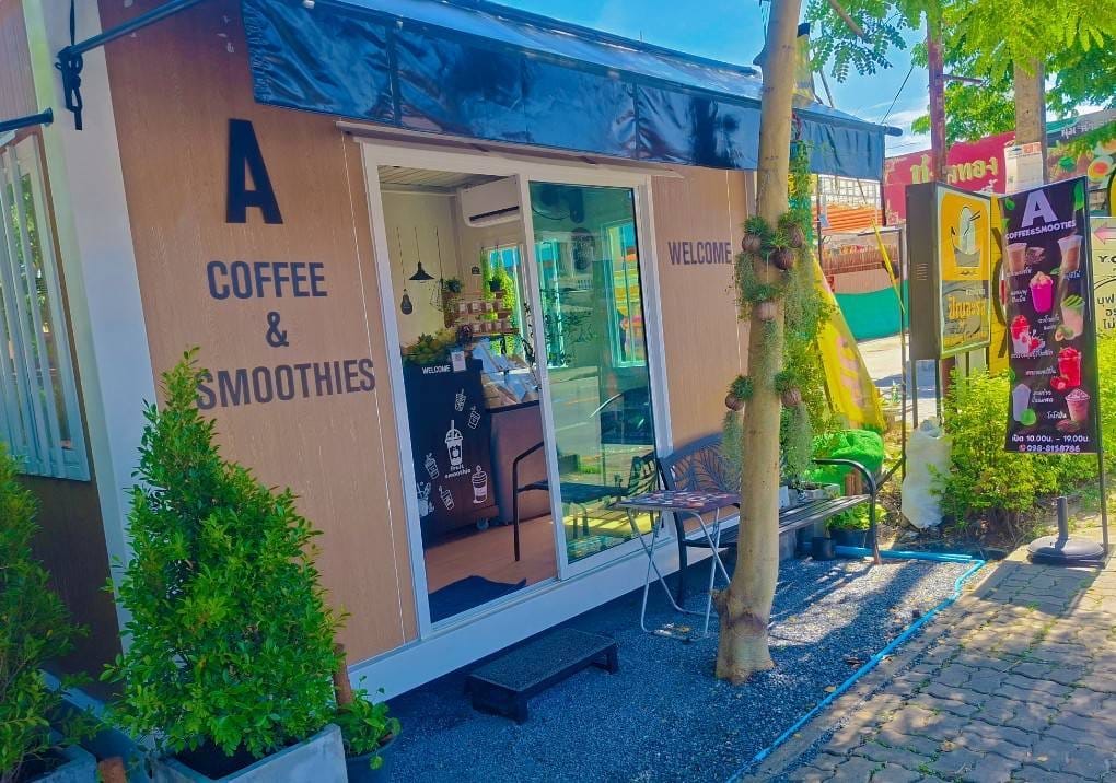 A COFFEE & SMOOTHIES