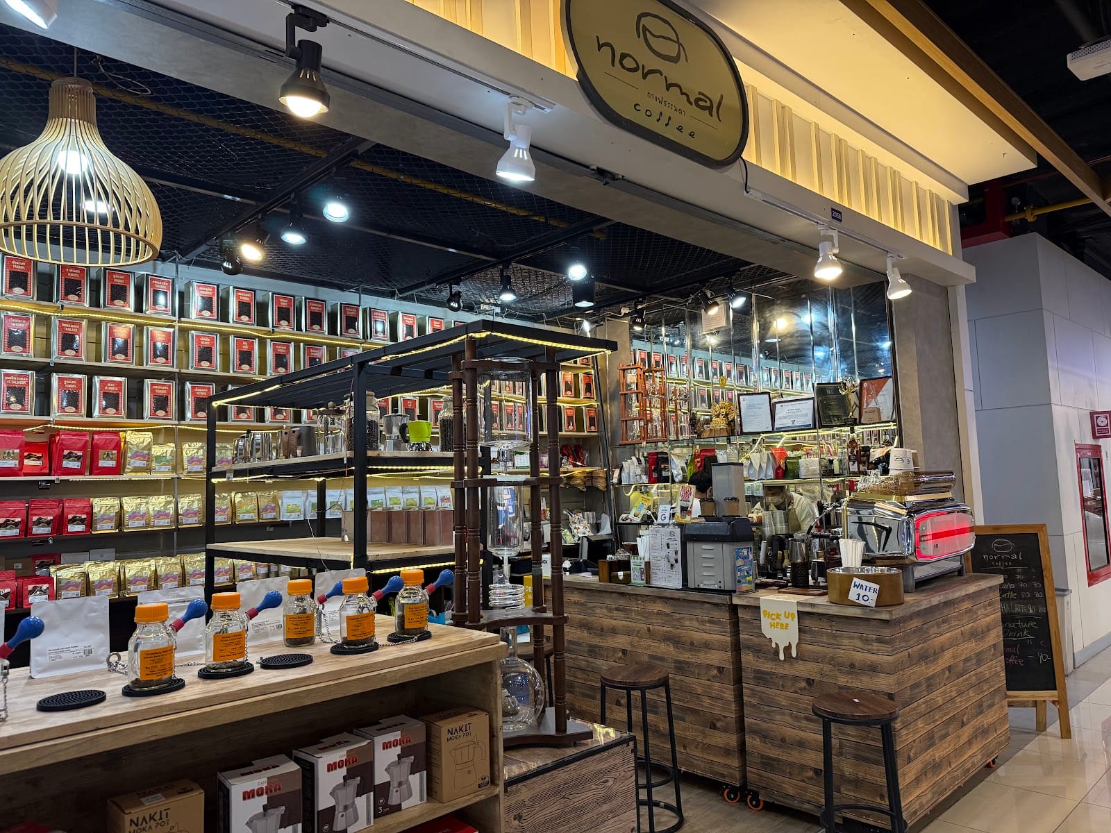a normal coffee กาแฟธรรมดา
