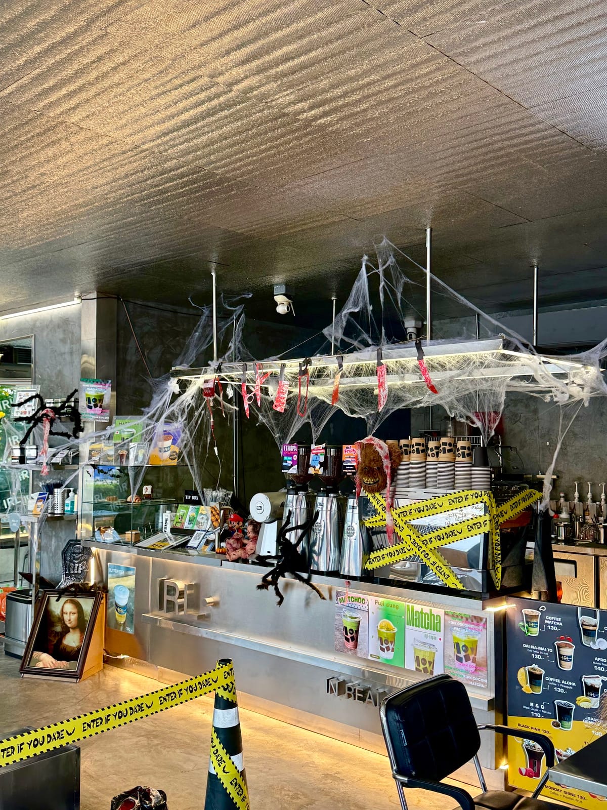 IRL Coffee Bar Bang Saen