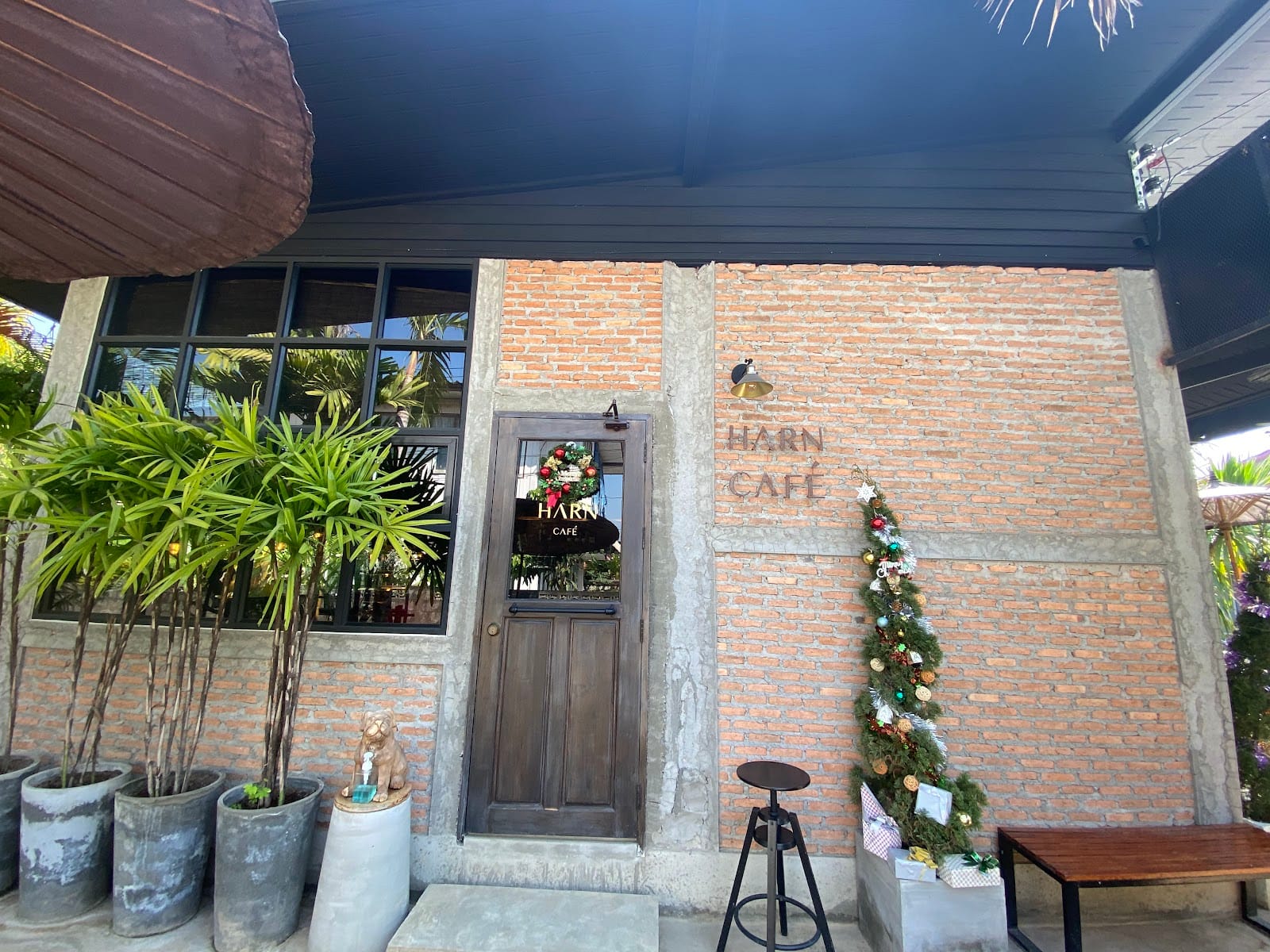 Harn cafe'