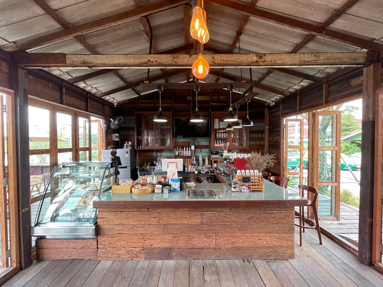 Yenjit Cafe (เย็นจิต คาเฟ่)