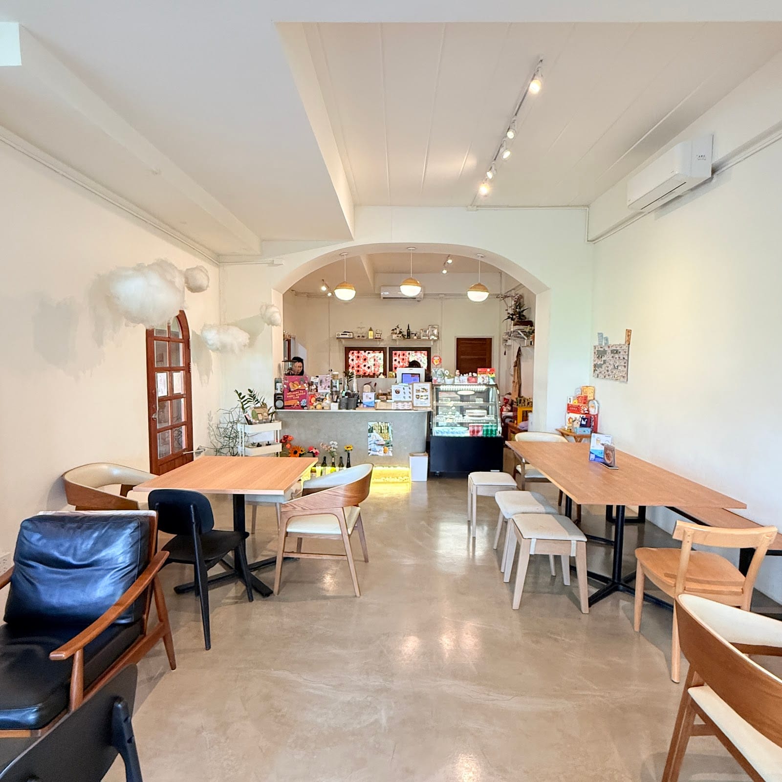 Neighbouring cafe