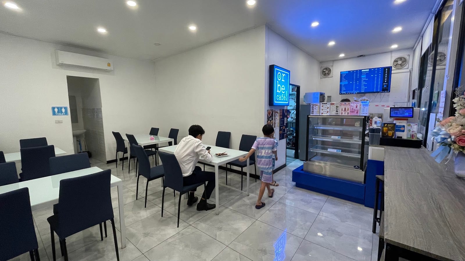 ออบี คาเฟ่ (ORBE Cafe) สาขาหนองจอก